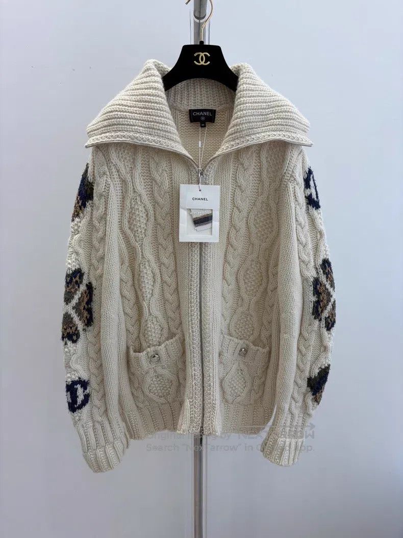 Chanel Chanel Ski series white wool zipper sweater coat Size XXS / US 00 / IT 34 - 1 Thumbnail