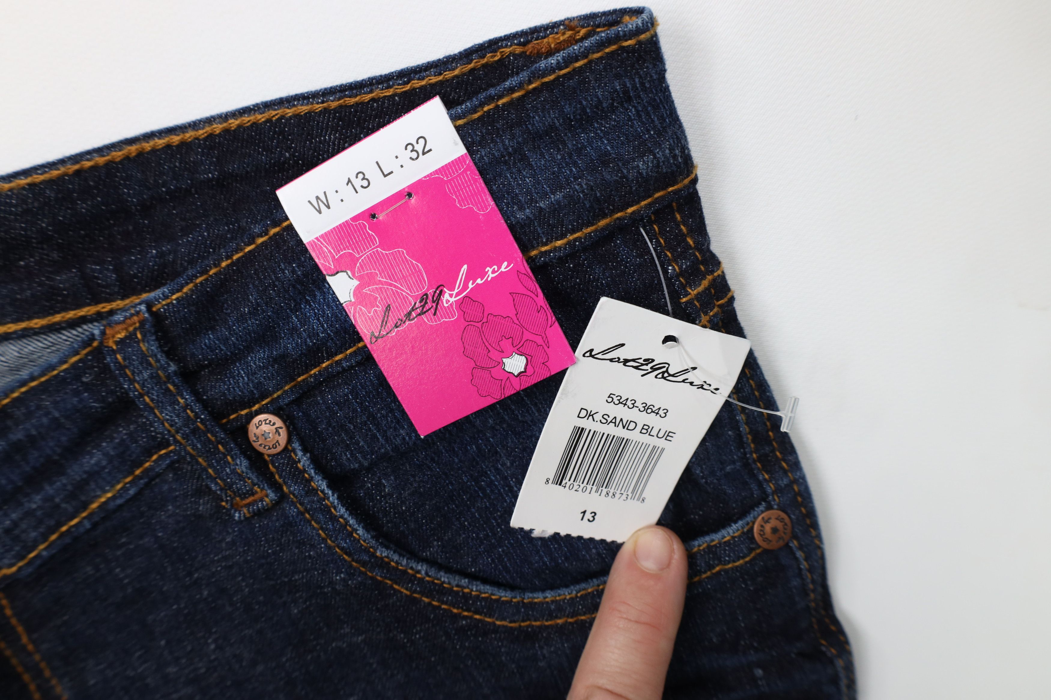 Vintage Deadstock Vintage Y2K Lot 29 Looney Tunes Wide Leg Jeans Size 34" / US 12 / IT 48 - 6 Thumbnail