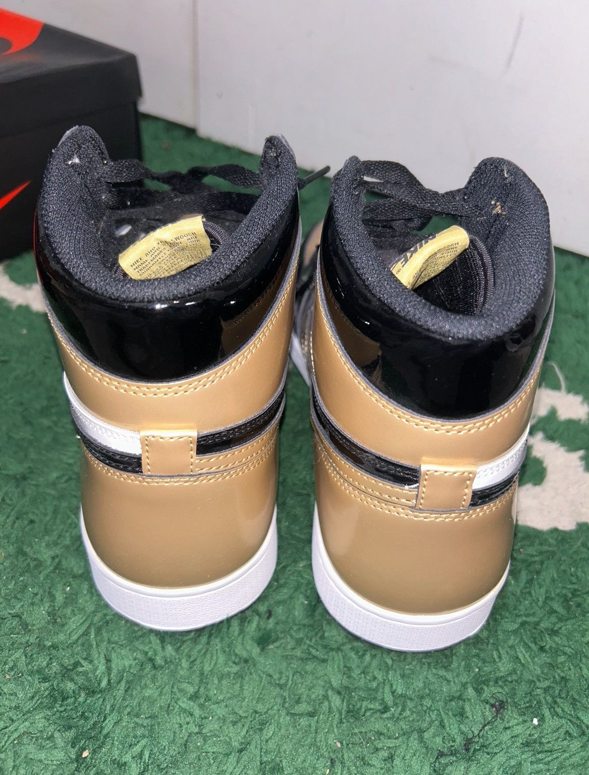 Jordan Brand Size 12 - Air Jordan 1 Retro OG NRG High Gold Toe Preowned Size US 12 / EU 45 - 5 Thumbnail