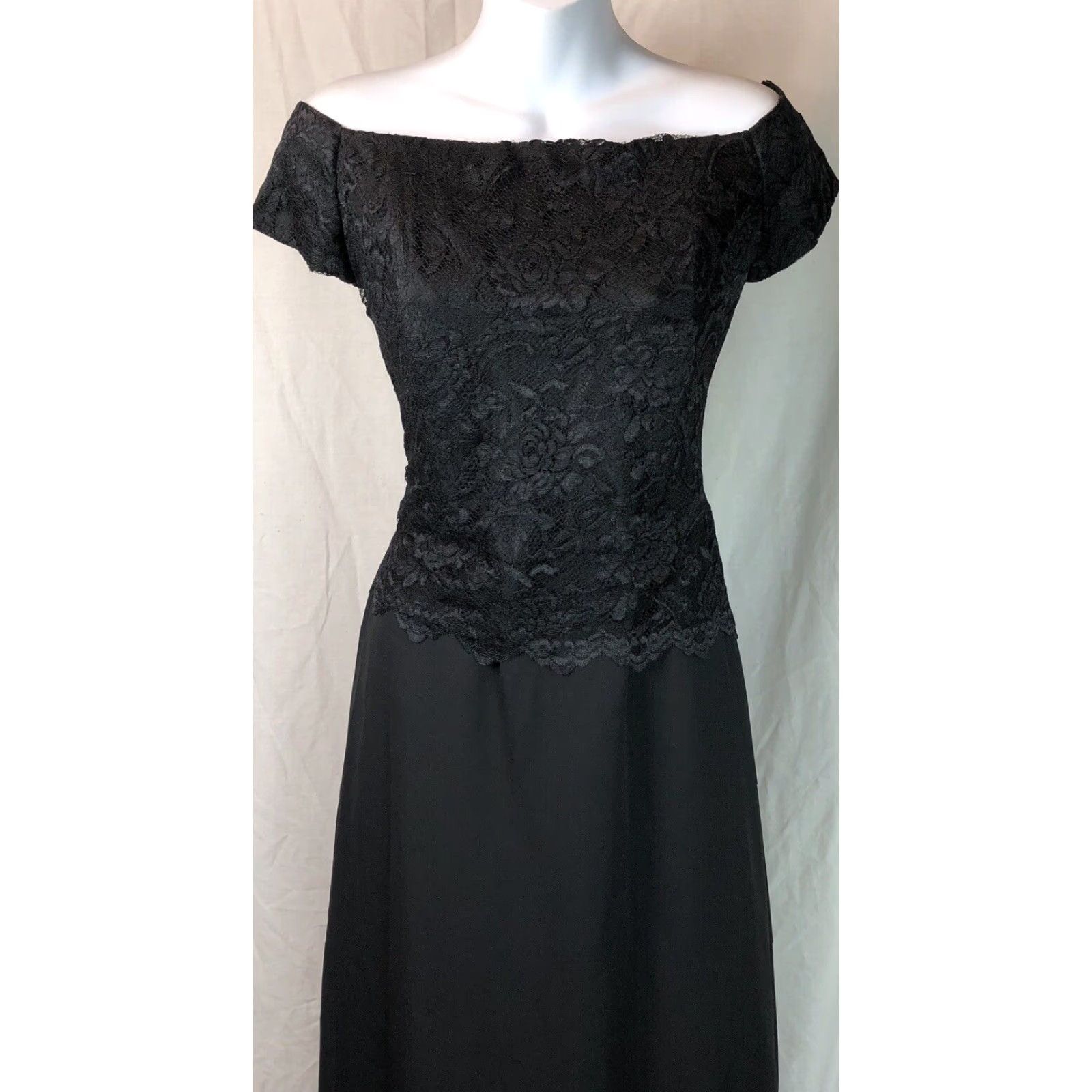 Chadwicks Formal Dress Evening Gown 6 Blk Lace Off Shoulder Cocktail  Wedding Brand Chadwicks Black Maxi Lined Gown Dress Formal Night -  fathiaentertainmentshowbiz.com