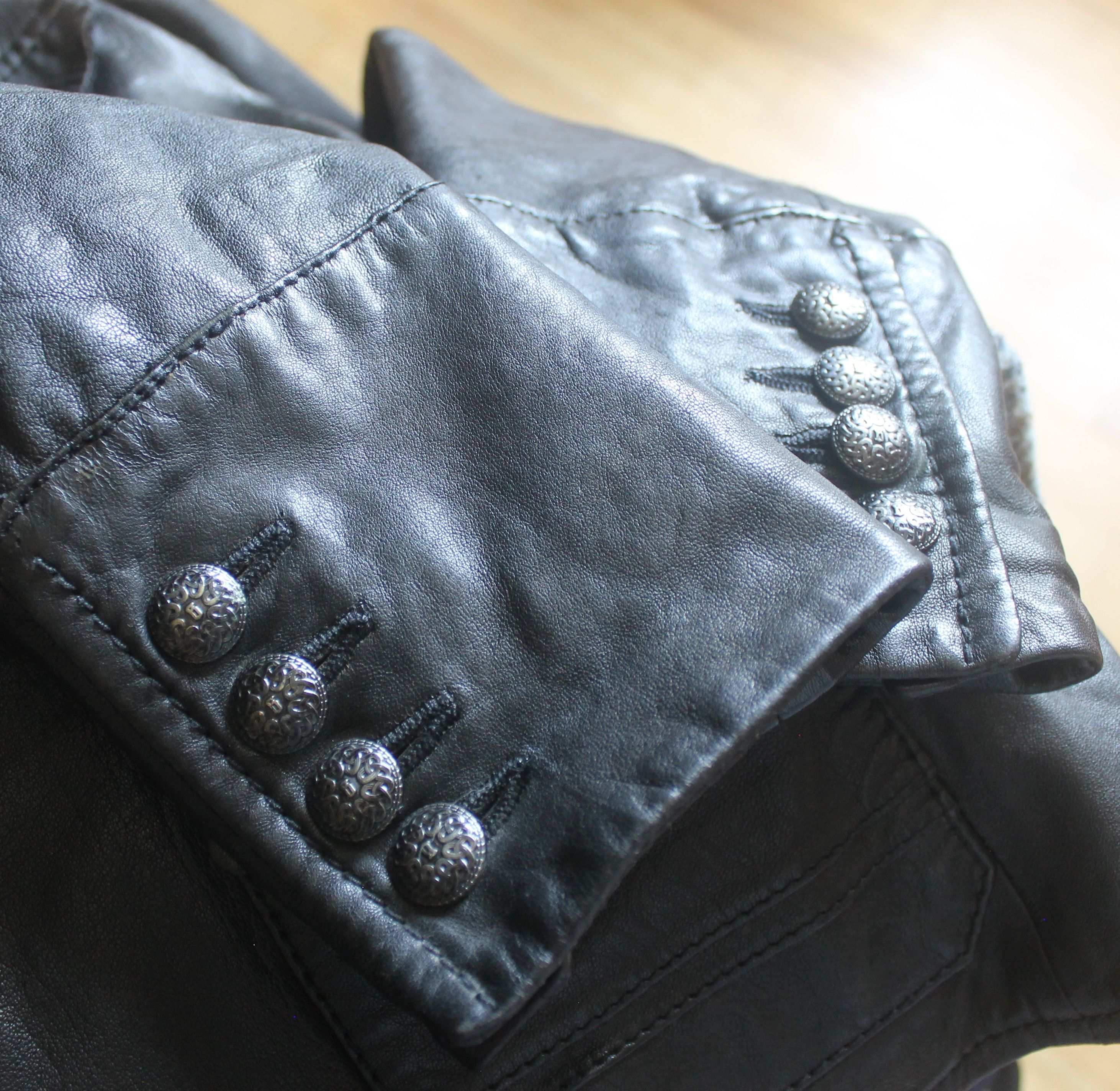 John Galliano Vintage John Galliano Leather Jacket Size XXS / US 00 / IT 34 - 13 Thumbnail