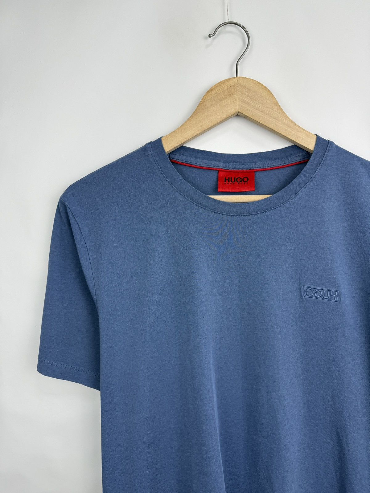 Hugo Boss 🇮🇹 Hugo Boss Luxury Classic T-Shirt Retro Rare Hype Y2K Size US M / EU 48-50 / 2 - 3 Thumbnail