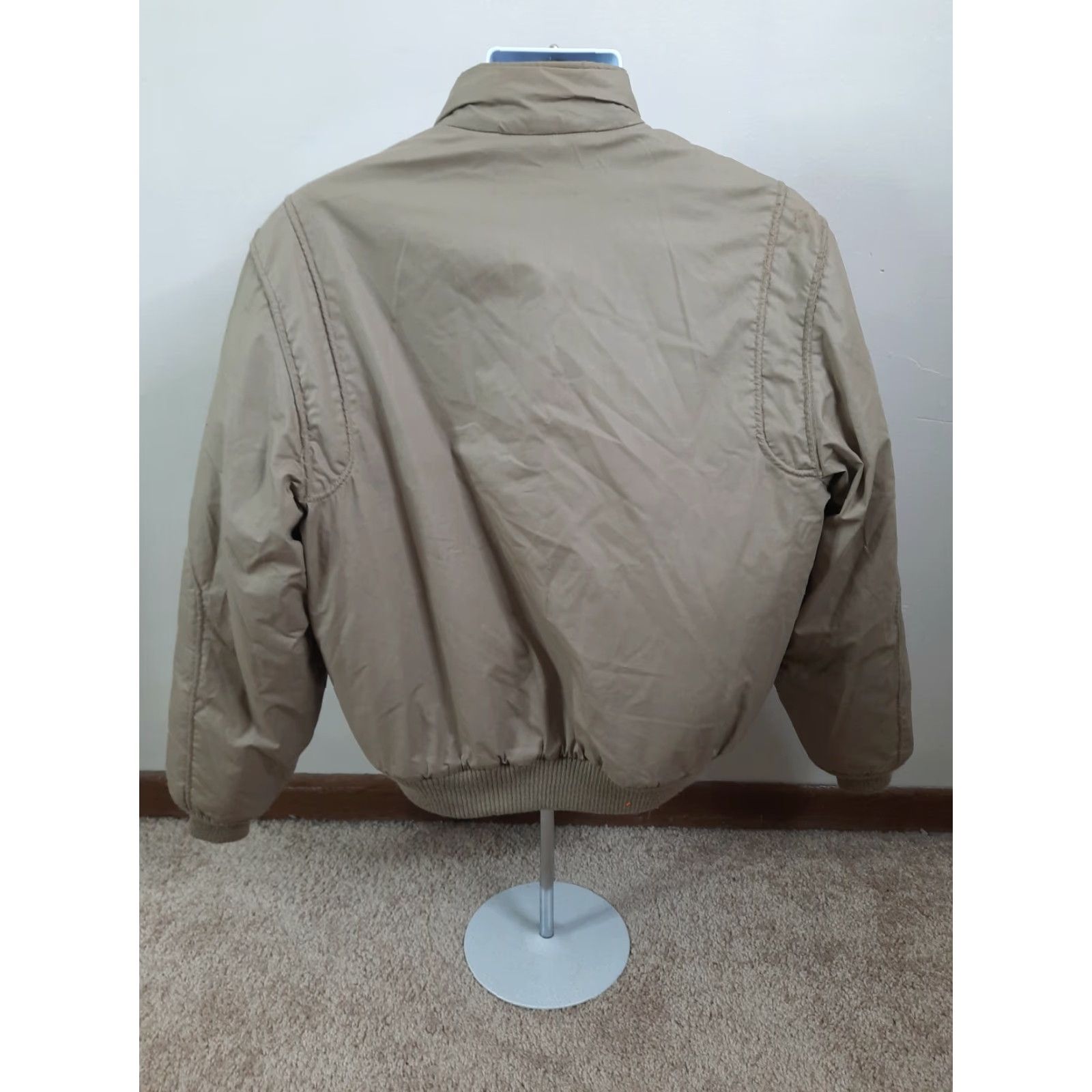 Vintage VINTAGE Lakeland Insulated Bomber Jacket Car Club Zip Size 44 Large Beige Size US S / EU 44-46 / 1 - 5 Thumbnail