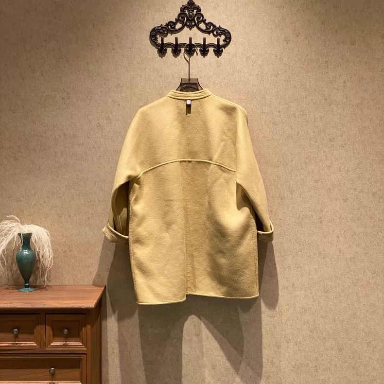 Louis Vuitton Louis Vuitton Cream tea color inside presbyopia full print Size 4XL / US 24-26 - 2 Thumbnail