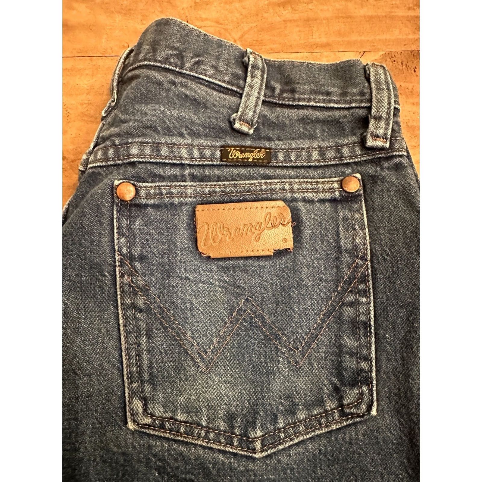 Wrangler Wrangler 13MWZ Jeans Men 32x36 Blue Denim Western Cowboy Cut Riding Work Pants Color Blue Denim Regular Straight Mens 13MWZ USA Cowboy Theme Size US 32 / EU 48 - 3 Thumbnail