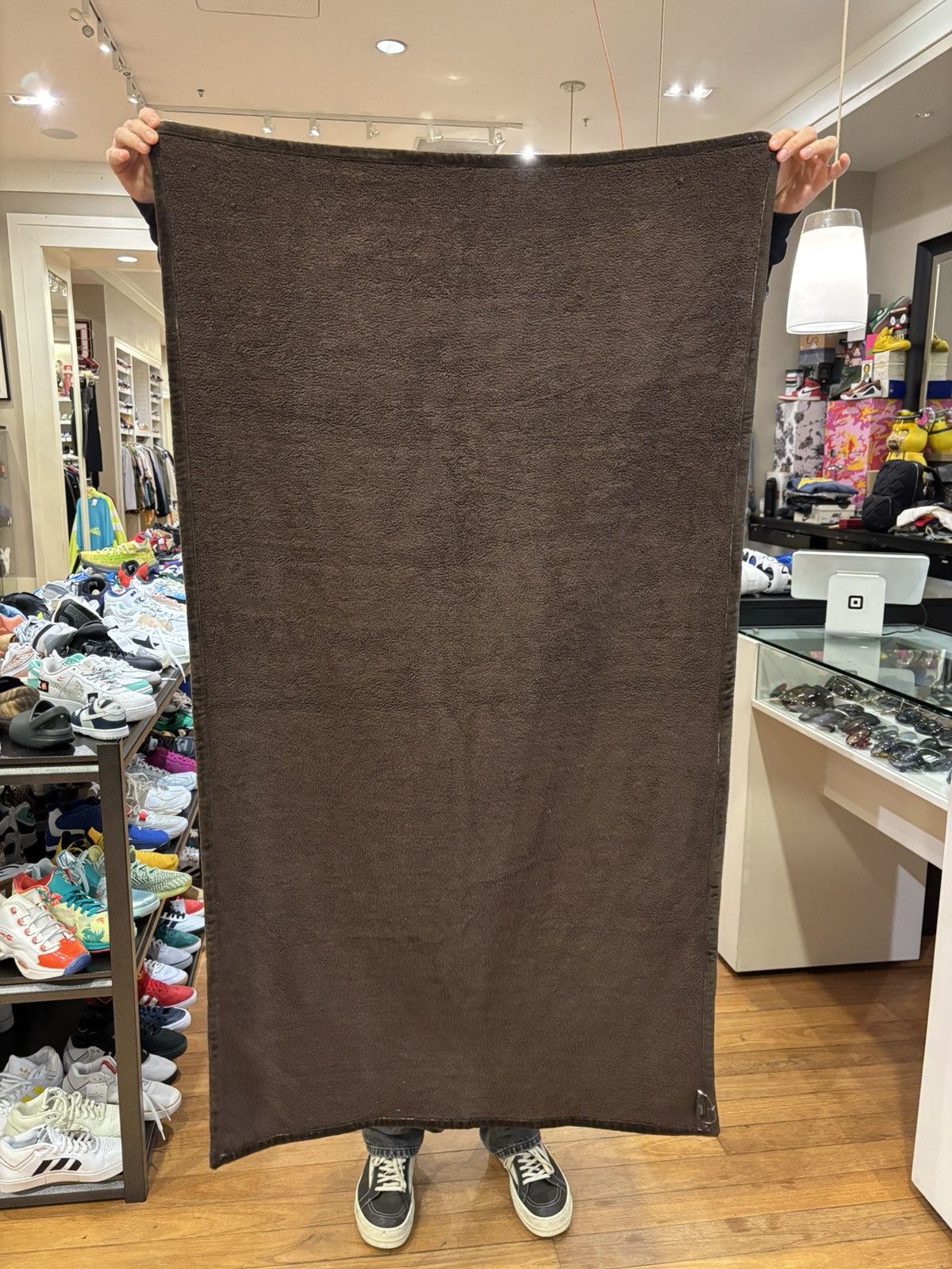 Louis Vuitton Louis Vuitton Damier Towel Size ONE SIZE - 2 Thumbnail