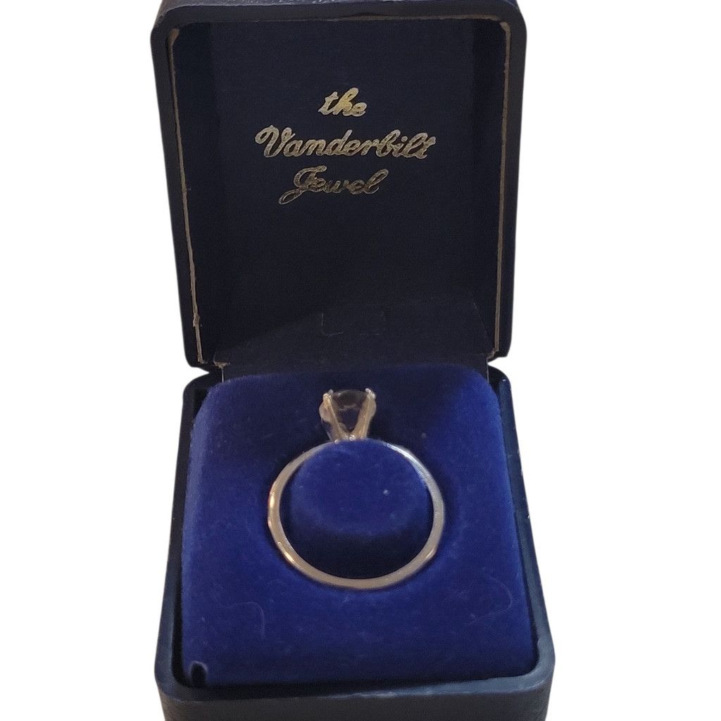 Vanderbilt Jewel Engagement Cubic Zirconia .925 Ring 8