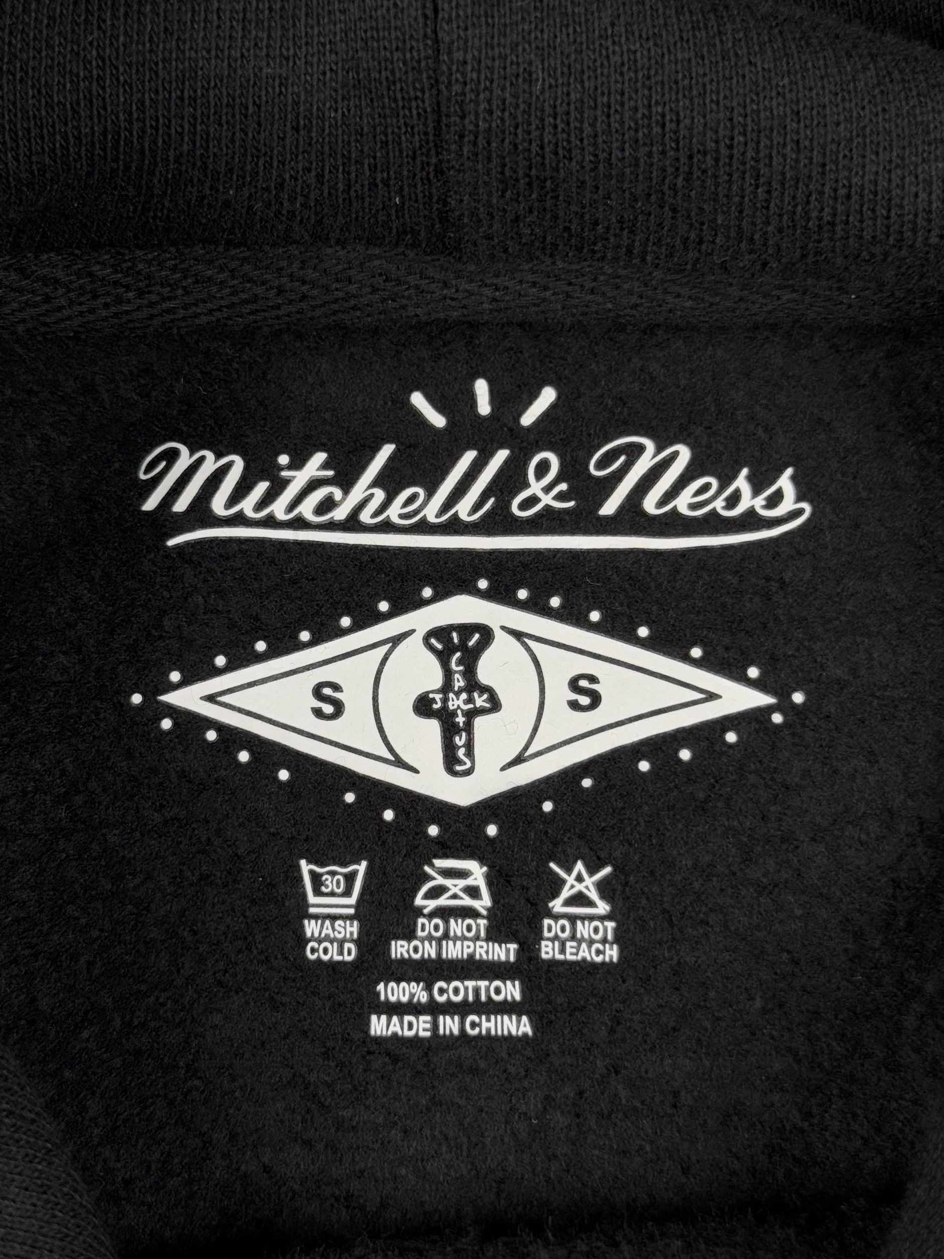 Mitchell & Ness × Travis Scott Travis Scott x Mitchell & Ness Miami Hurricanes Hoodie Size US S / EU 44-46 / 1 - 9 Thumbnail