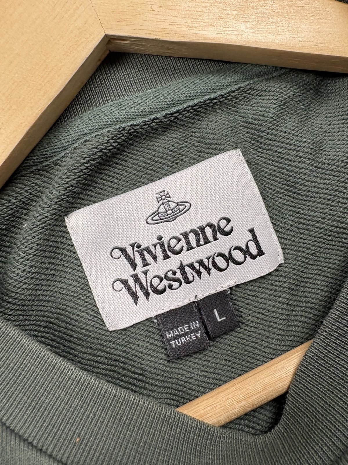 Vivienne Westwood VIVIENNE WESTWOOD Vintage Mini Logo Luxury Sweatshirt Hype Size US L / EU 52-54 / 3 - 6 Thumbnail