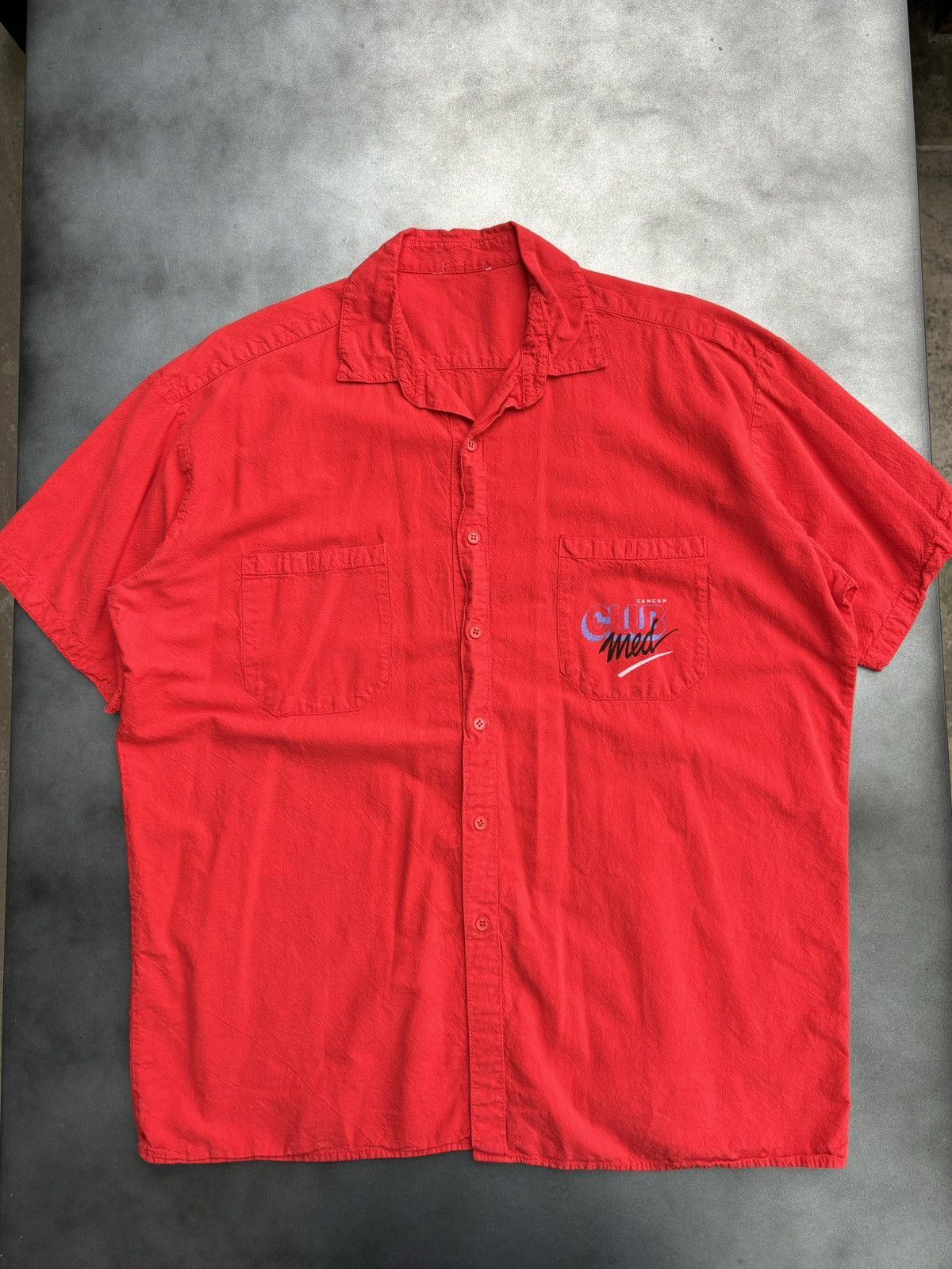 Other 1980s Vintage Shortsleeve Button Up Cancun Club Med Vacation Size US XL / EU 56 / 4 - 9 Thumbnail