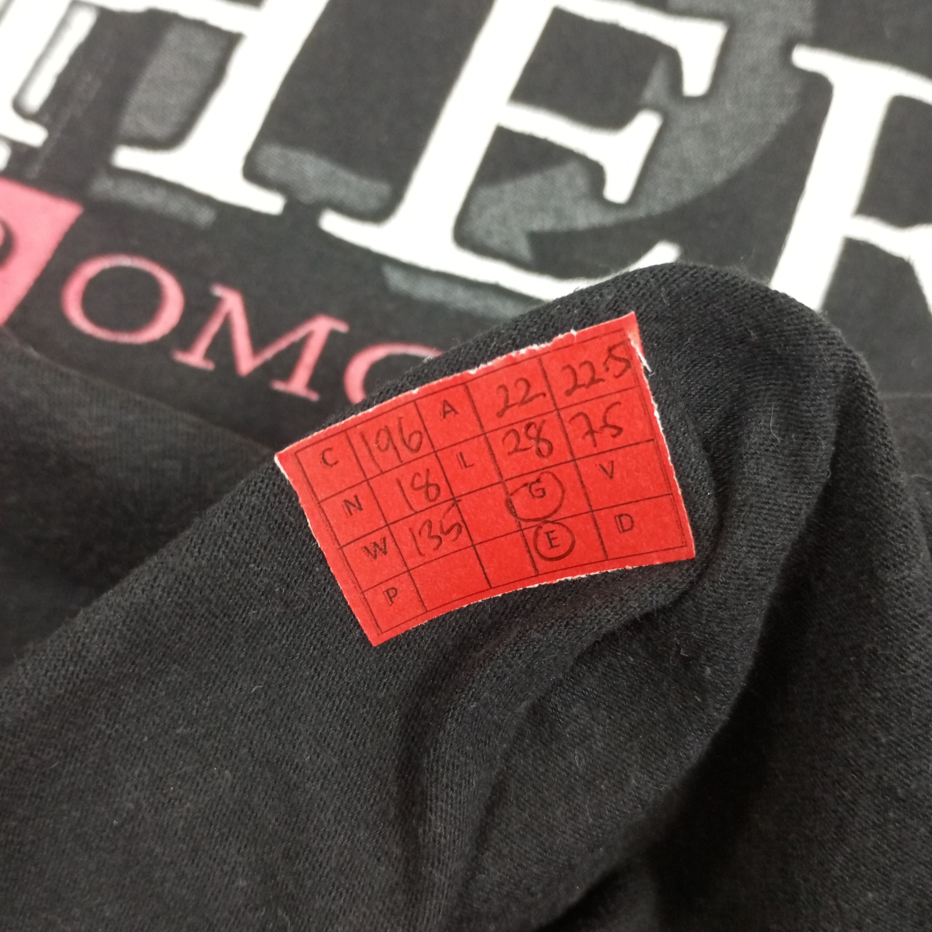 Band Tees × Vintage Usher OMG Tour 2010 Trey Songz Phototees Style Tshirt Size US L / EU 52-54 / 3 - 8 Thumbnail