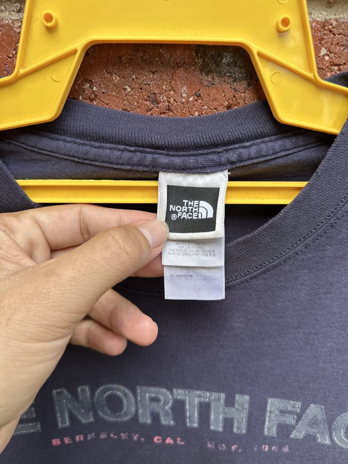 The North Face × Vintage Vintage The North Face 90s Faded Tee Size US L / EU 52-54 / 3 - 5 Thumbnail