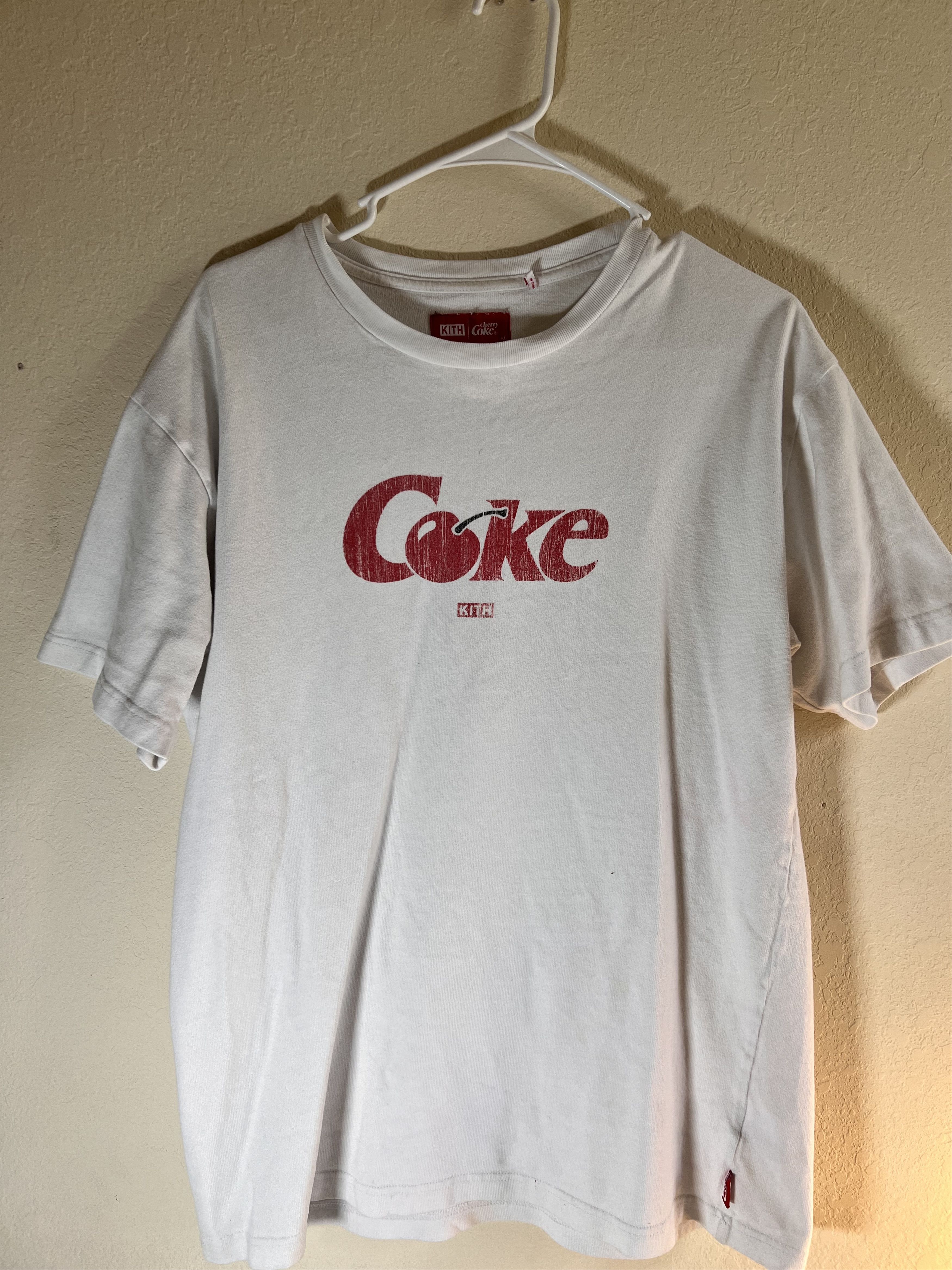 Kith Kith Coca Cola Cherry Coke Vintage Tee White Size US M / EU 48-50 / 2 - 5 Thumbnail