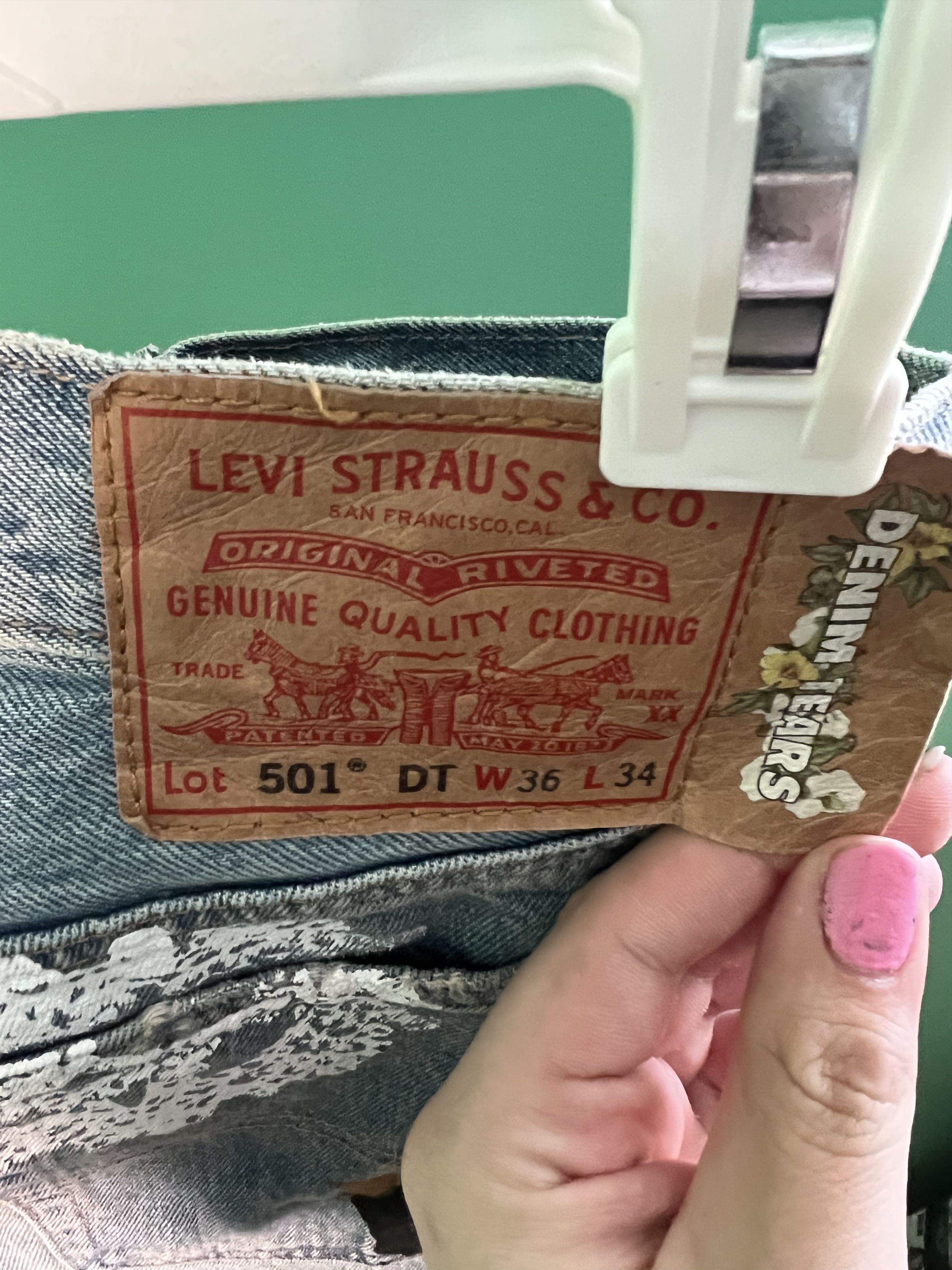 DENIM TEARS × Virgil Abloh "Message In A Tear" printed Levi 501 Size US 36 / EU 52 - 4 Thumbnail