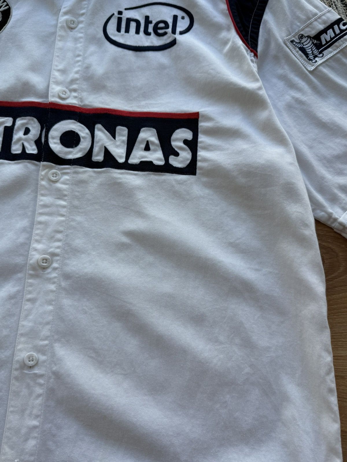BMW Sauber F1 Team Mens Racing Shirt Petronas SS Button Up