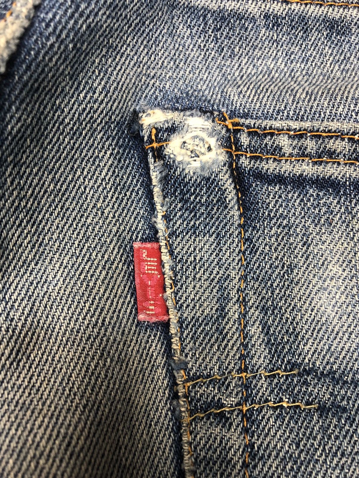 Japanese Brand × Levi's × Vintage Vintage 90s Distressed Levis 551 ZXX Salvage Jeans Size US 32 / EU 48 - 18 Thumbnail