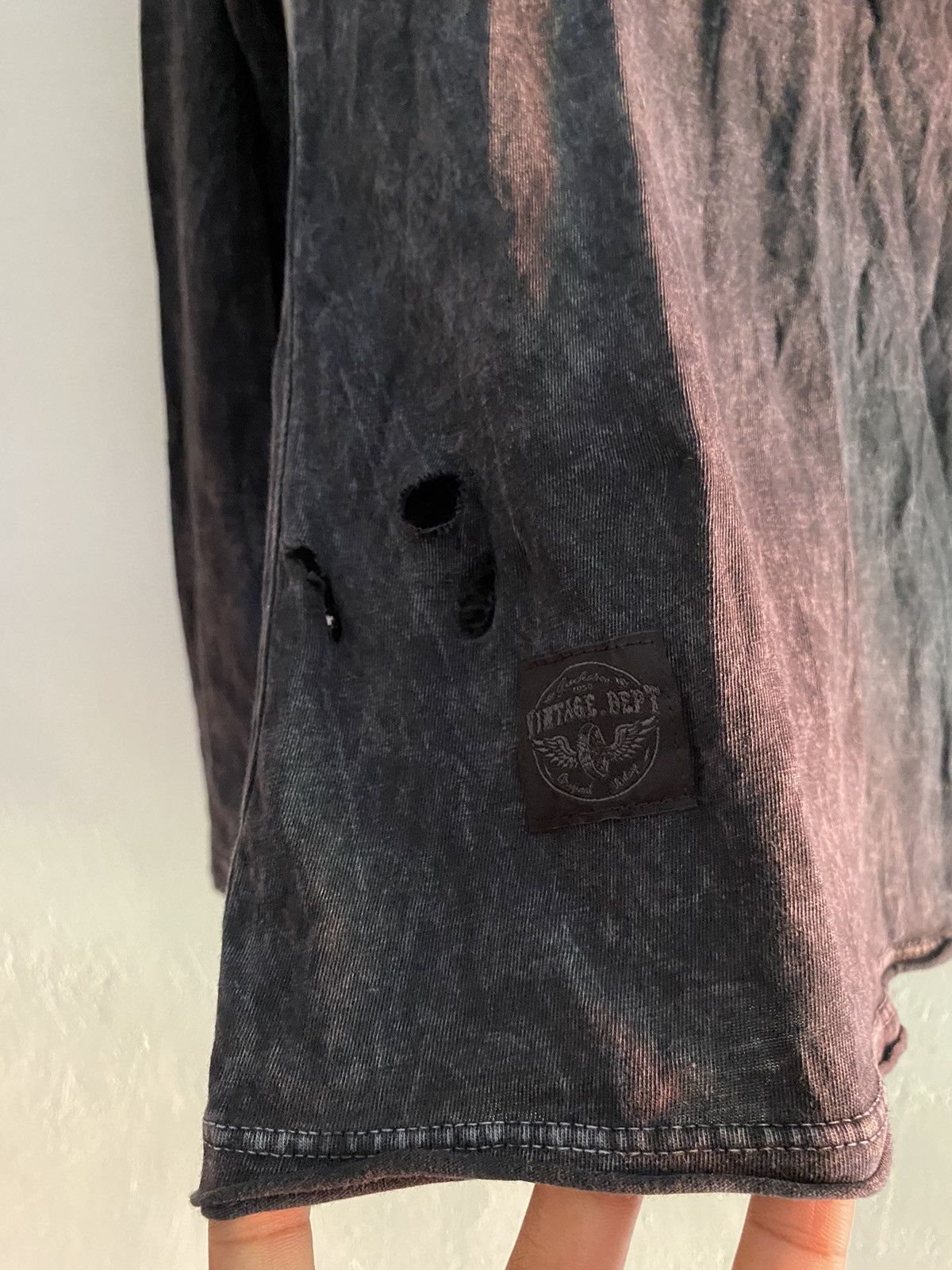 20471120 buckaroo distressed pocket washed black longsleeve tshirt Size US M / EU 48-50 / 2 - 6 Thumbnail