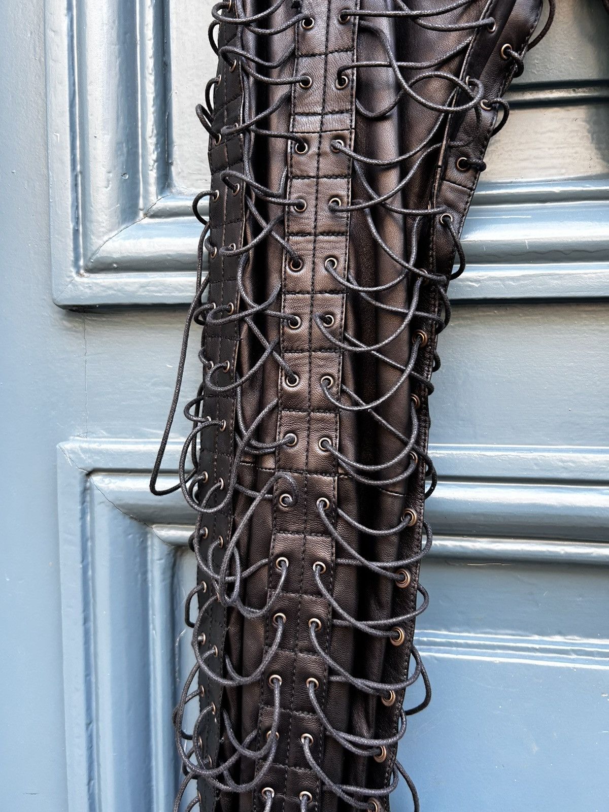 plein sud Pantalon lacets Cage PLEIN SUD printemps-été 2003 Size 26" / US 2 / IT 38 - 2 Thumbnail