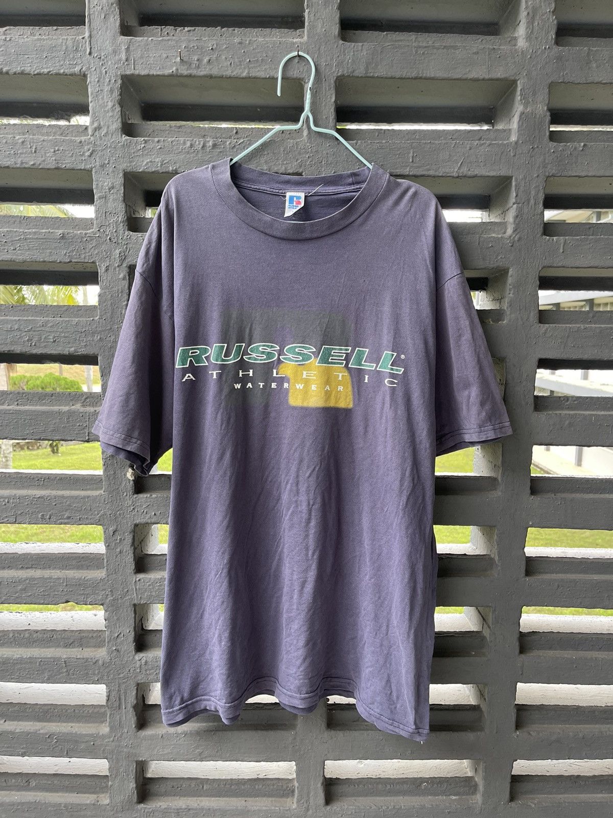 Russell Athletic × Vintage Vintage Russell Athletic sun faded t-shirt Size US XL / EU 56 / 4 - 1 Thumbnail
