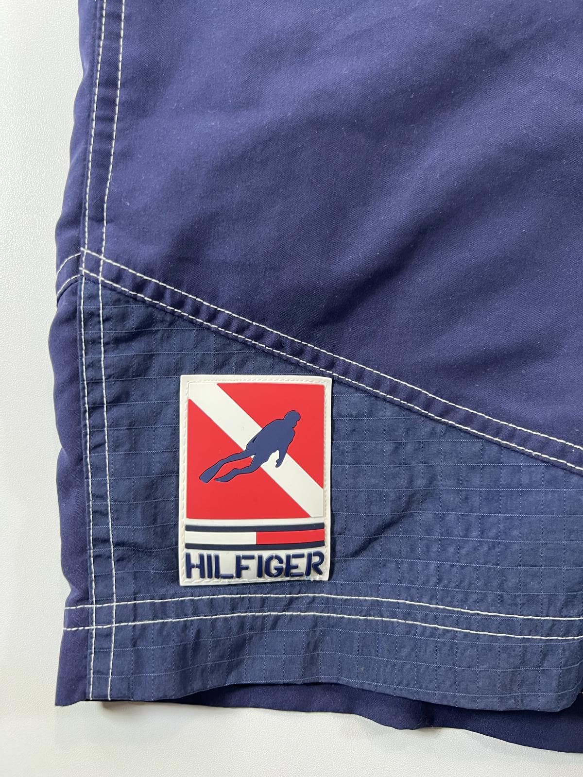 Tommy Hilfiger Tommy Hilfiger Men's Swim Shorts with Water Print Accent Size US 32 / EU 48 - 2 Thumbnail