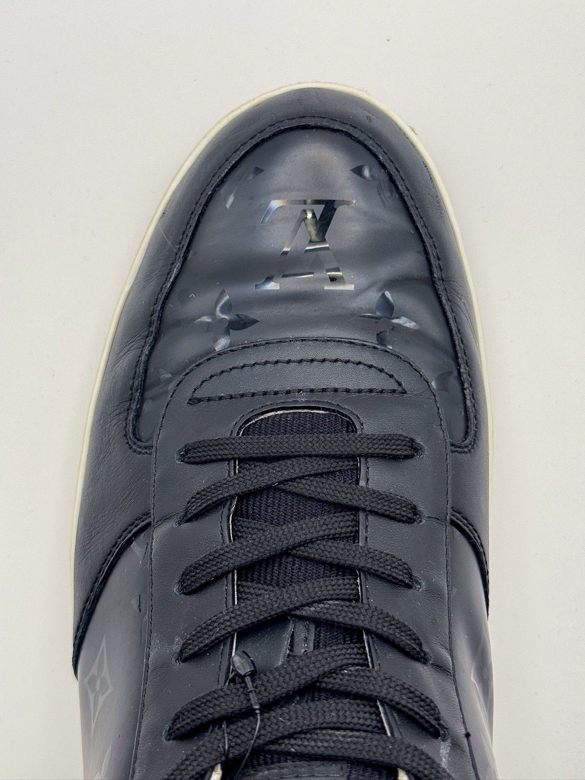 Louis Vuitton Louis Vuitton Rivoli Monogram Leather Sneakers Size US 11 / EU 44 - 10 Thumbnail
