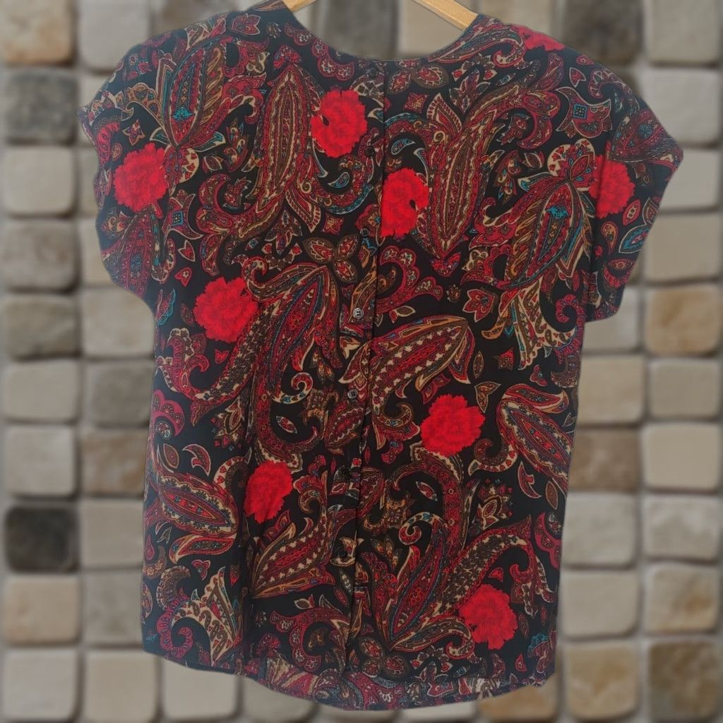 Vintage VINTAGE Russ Blouse Shirt Womens Regular 6 Black Red Floral Paisley ILGWU USA Short Sleeve Button VINTAGE Size M / US 6-8 / IT 42-44 - 1 Thumbnail