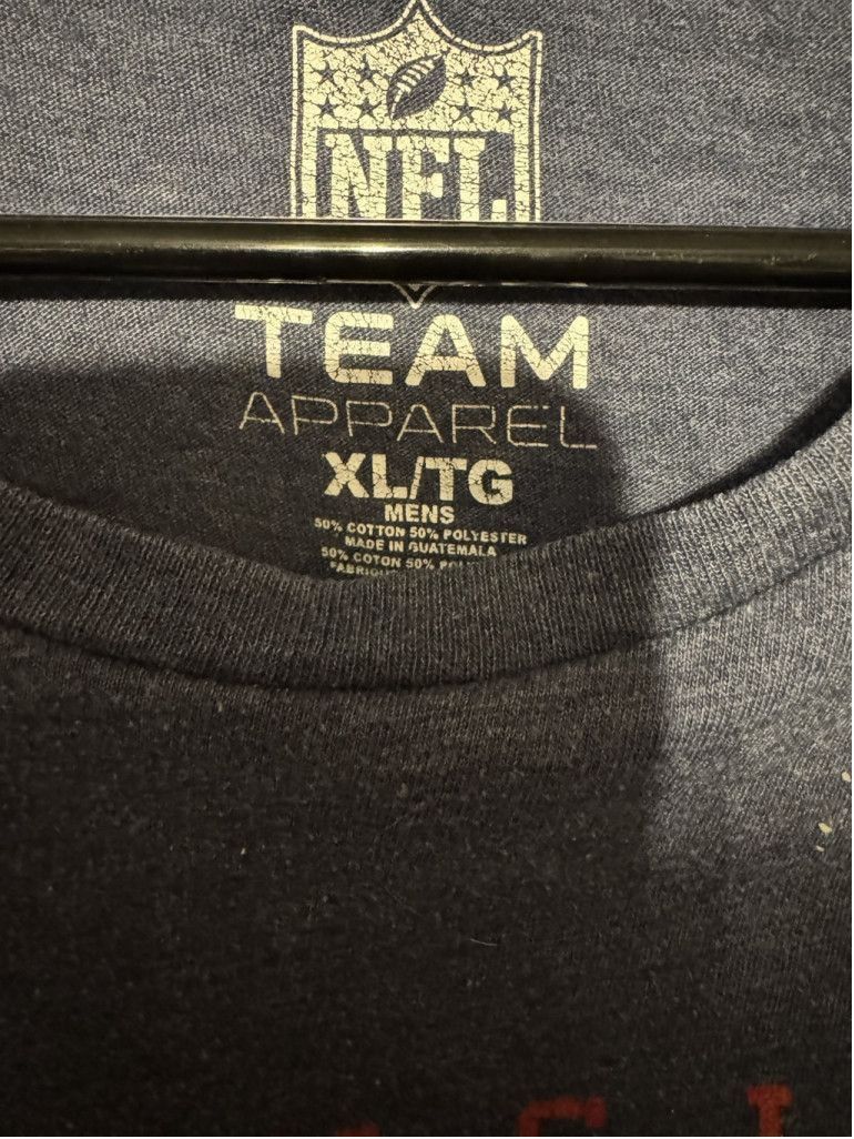 NFL New England Patriots T Shirt Men XL Blue T-shirt NFL Size US XL / EU 56 / 4 - 3 Thumbnail