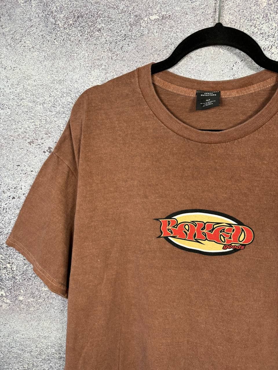 Urban Outfitters Urban Outfitters Underdog Hard Vinyl Print Baked Goods Tee Size US M / EU 48-50 / 2 - 4 Thumbnail