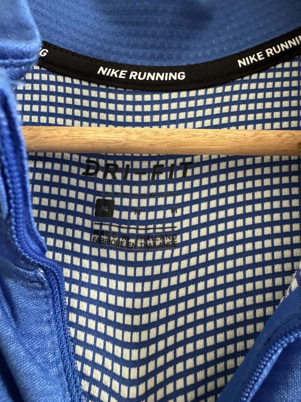 Nike Men’s blue long sleeve dri fit Size US M / EU 48-50 / 2 - 3 Thumbnail