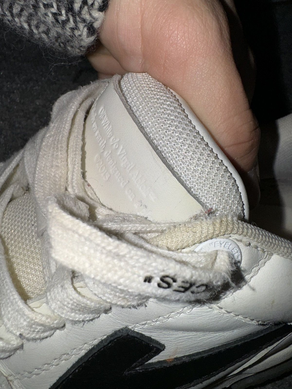 Off-White Off-White Out of Office Low Top Sneakers in White and Black Size US 6.5 / EU 39-40 - 11 Thumbnail
