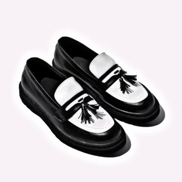 Simple Shoes Mens Zevin Tassel Loafer Black White Size US 10 / EU 43 - 1 Thumbnail