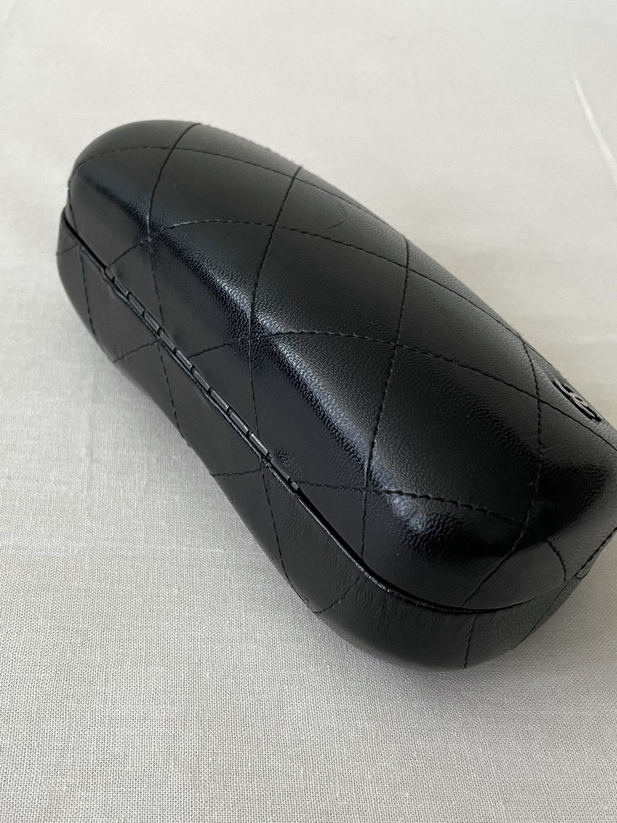 Chanel Chanel Leather Sunglasses Case Size ONE SIZE - 4 Thumbnail