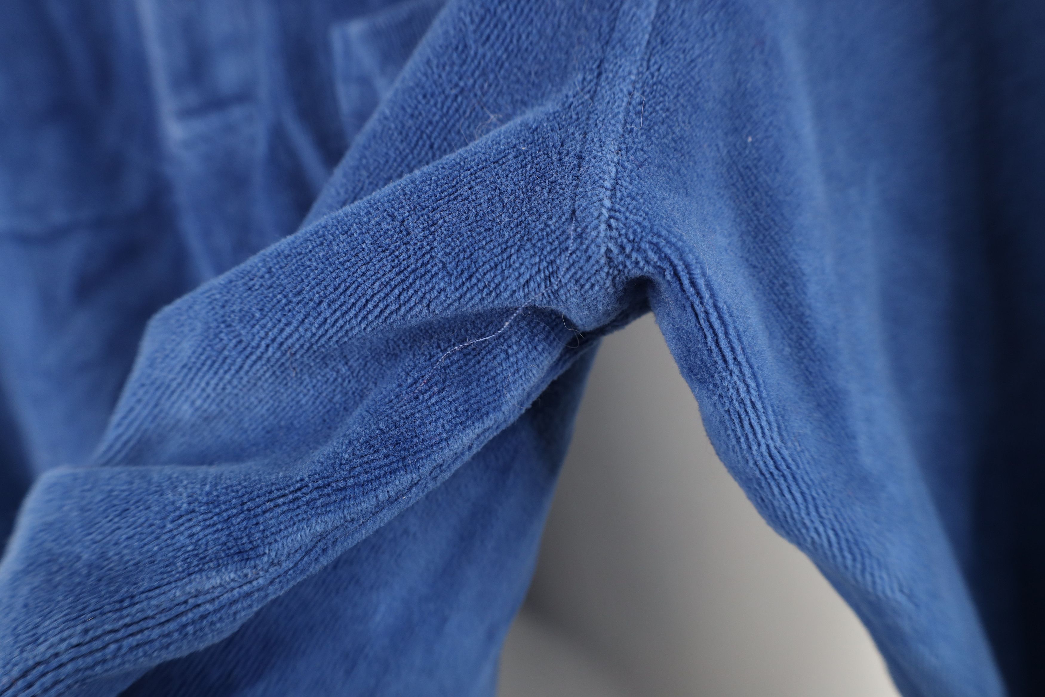 Vintage Vintage 90s Streetwear Velour Collared Pullover Sweater Blue Size US M / EU 48-50 / 2 - 6 Thumbnail
