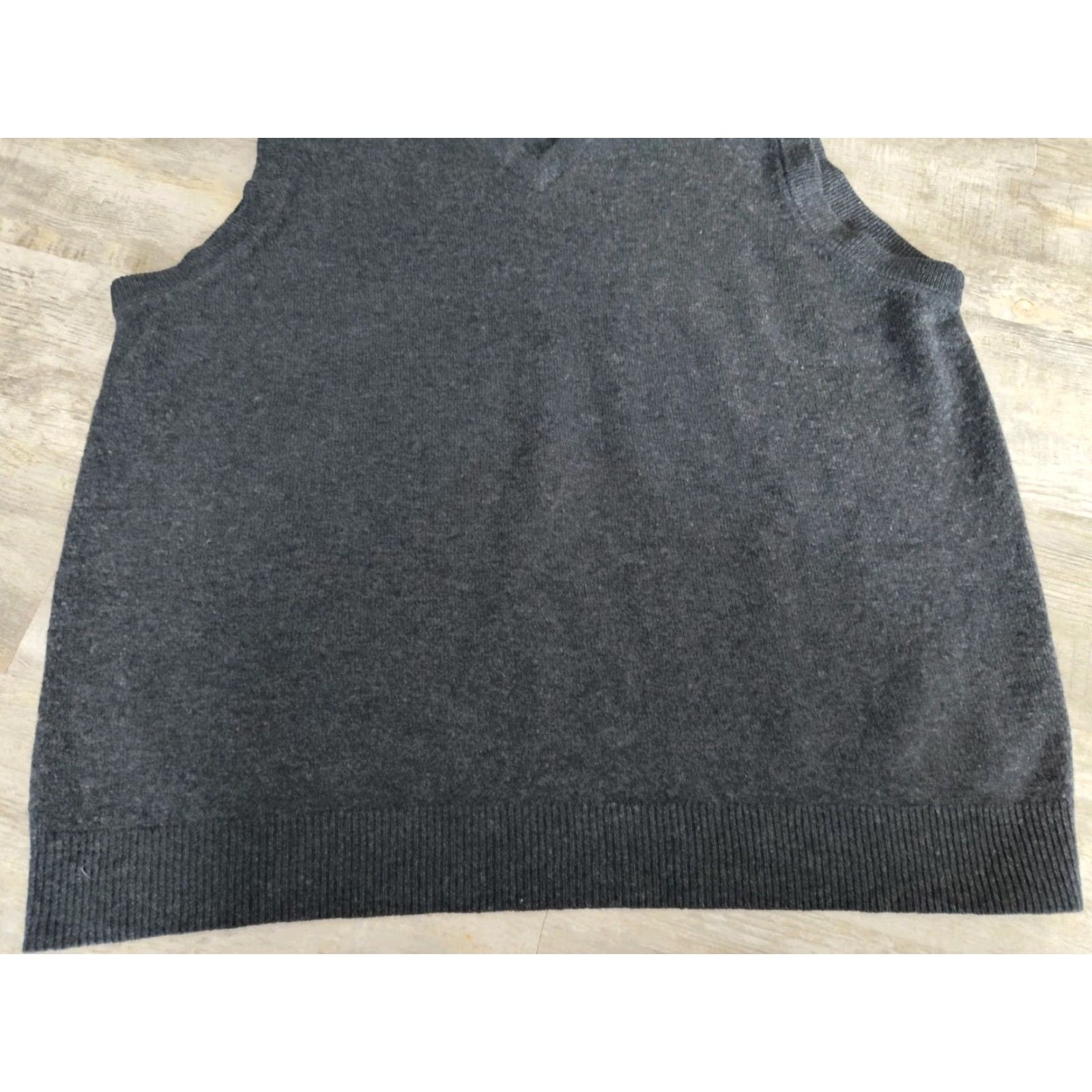 Vintage VINTAGE L.L. Bean Lambswool Sweater Vest 90s Gray 2XL Mens Casual Golf Size US XXL / EU 58 / 5 - 3 Thumbnail