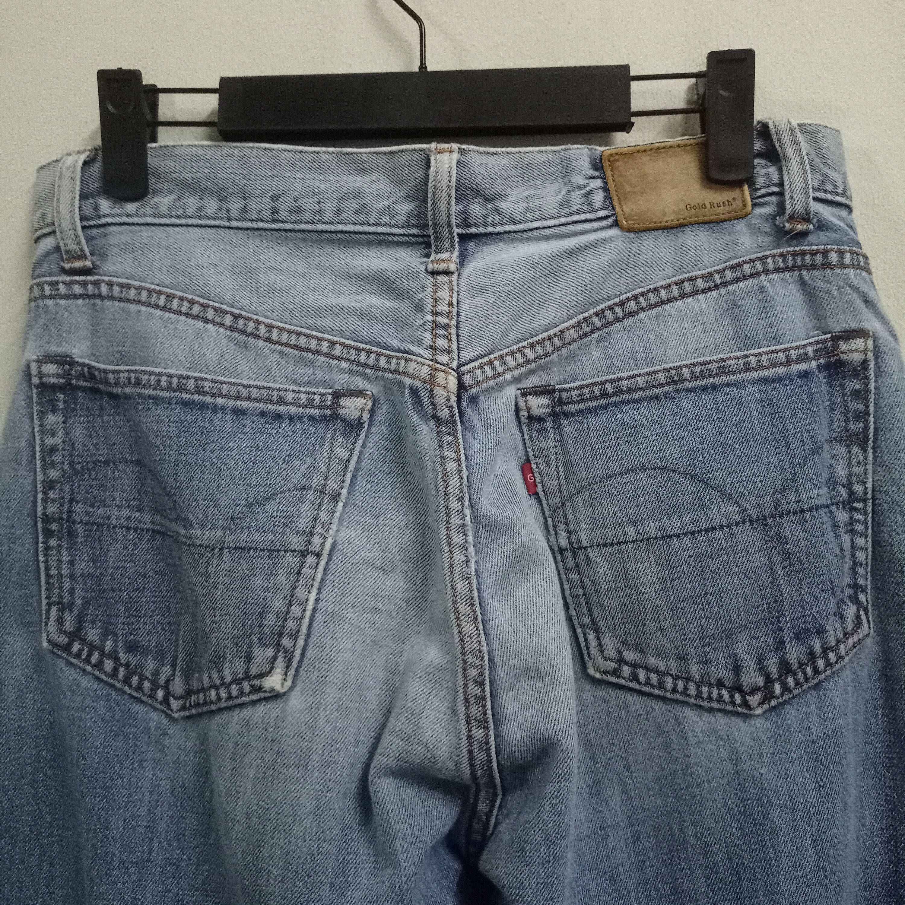 Japanese Brand Vintage Japanese Brand Blue Wash Loose Style Jeans Size US 29 - 7 Thumbnail