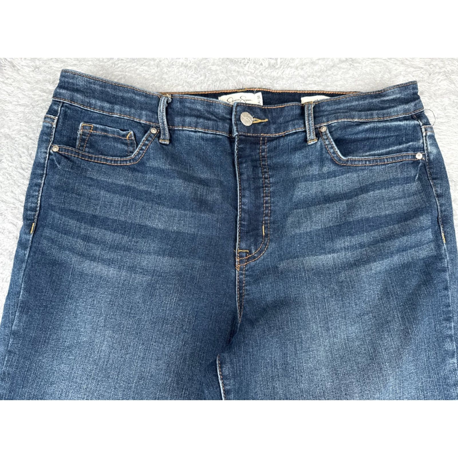 Jessica Simpson Jessica Simpson Jeans Women 14 Blue Denim Flared High Rise 34x31 Cotton Blend 5-Pocket Design Regular Stretch Size 36" / US 14 / IT 50 - 4 Thumbnail