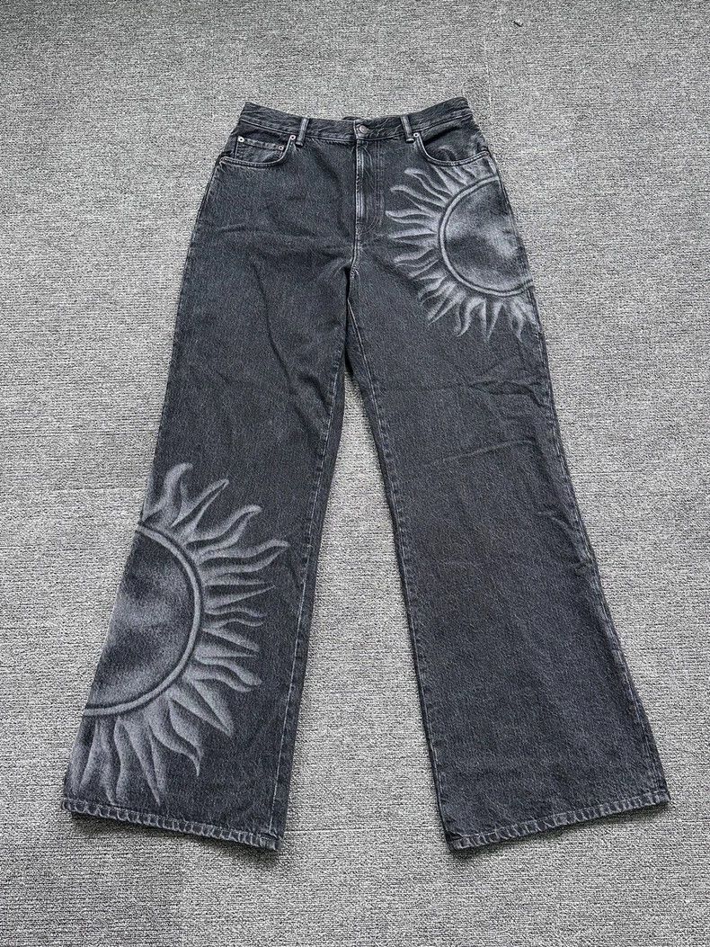 Acne Studios acne 2022m baggy denim sun print jeans Size US 27 - 1 Thumbnail