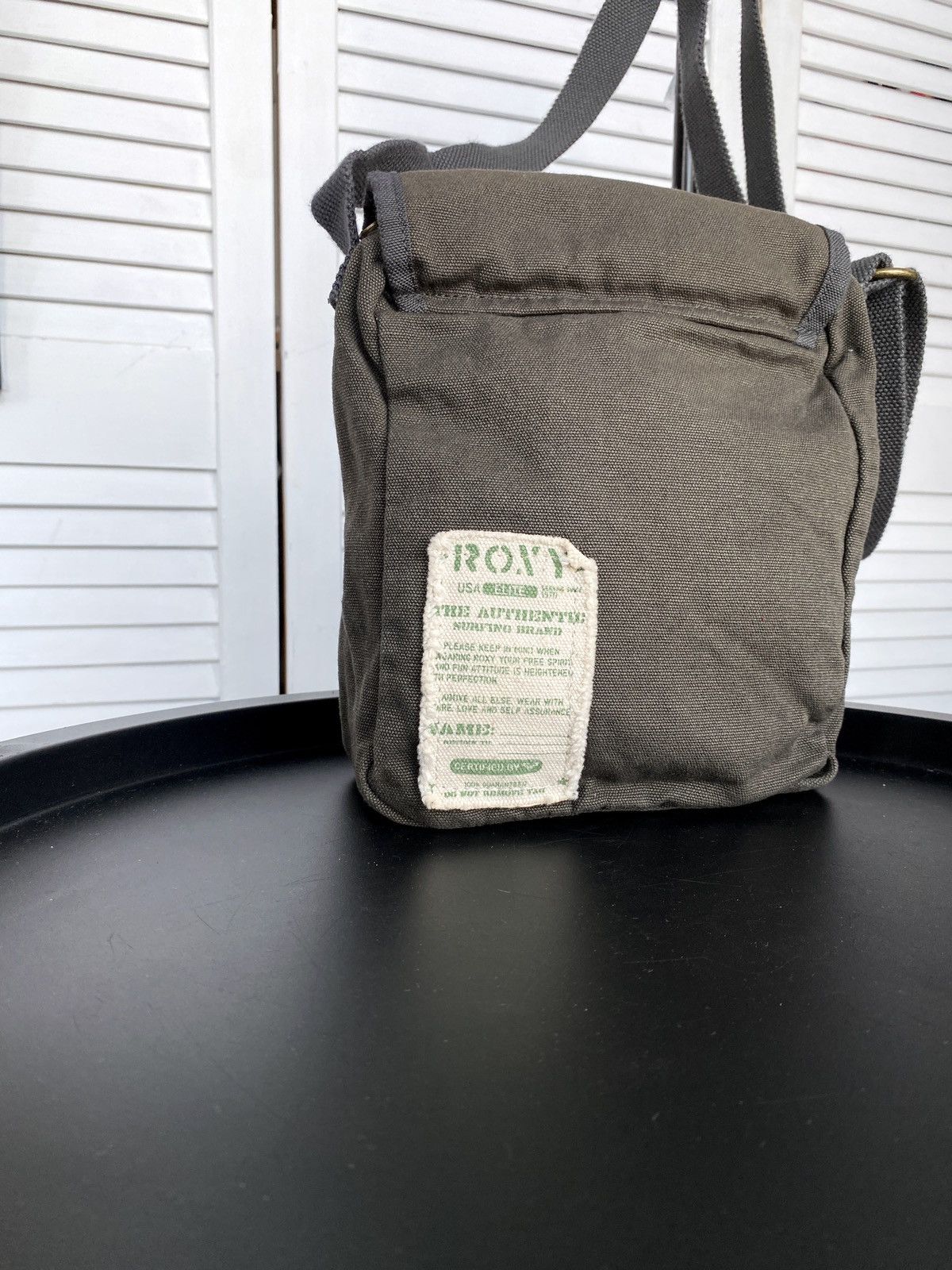 Quiksilver × Vintage Vintage Roxy Quiksilver Studded Logo Y2K Shoulder Bag Khaki Size ONE SIZE - 8 Thumbnail