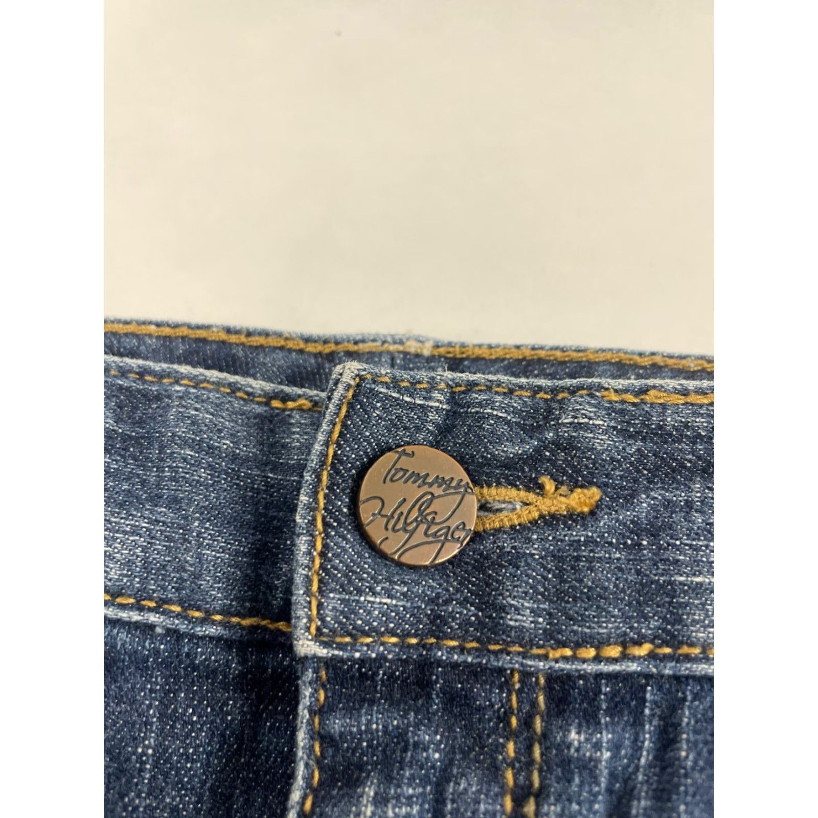 Tommy Hilfiger Tommy Hilfiger Jeans Skirt Women's Size 10 Blue Denim Pockets Mini A-Line Flaps Shirt? Size 32" / US 10 / IT 46 - 3 Thumbnail