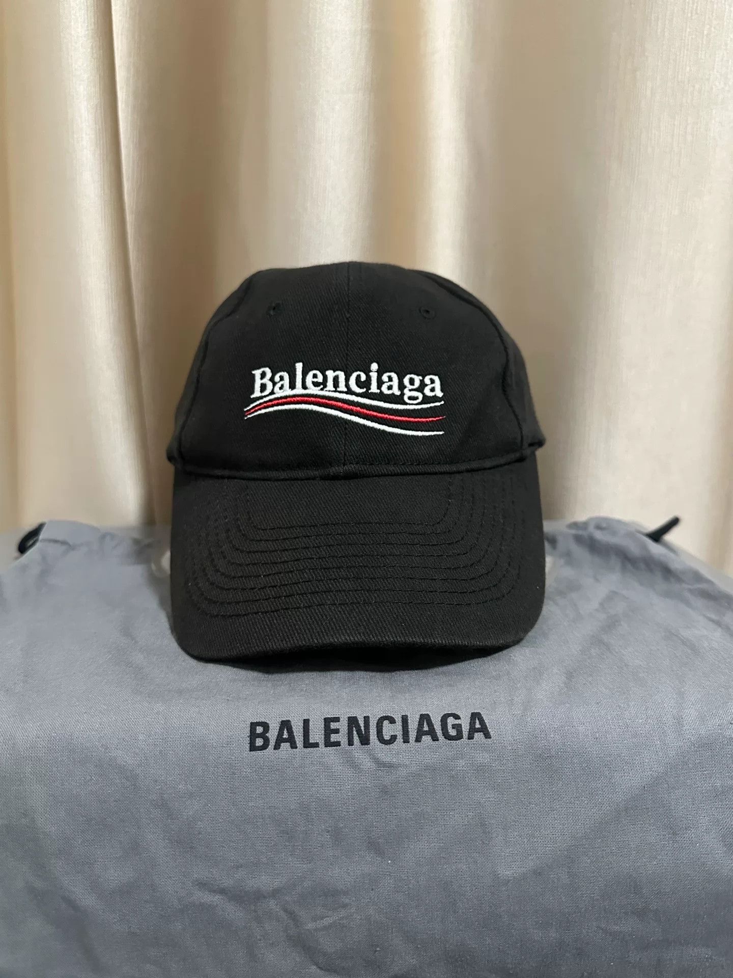 Balenciaga balenciaga logo embroidered black baseball cap Size ONE SIZE - 1 Thumbnail