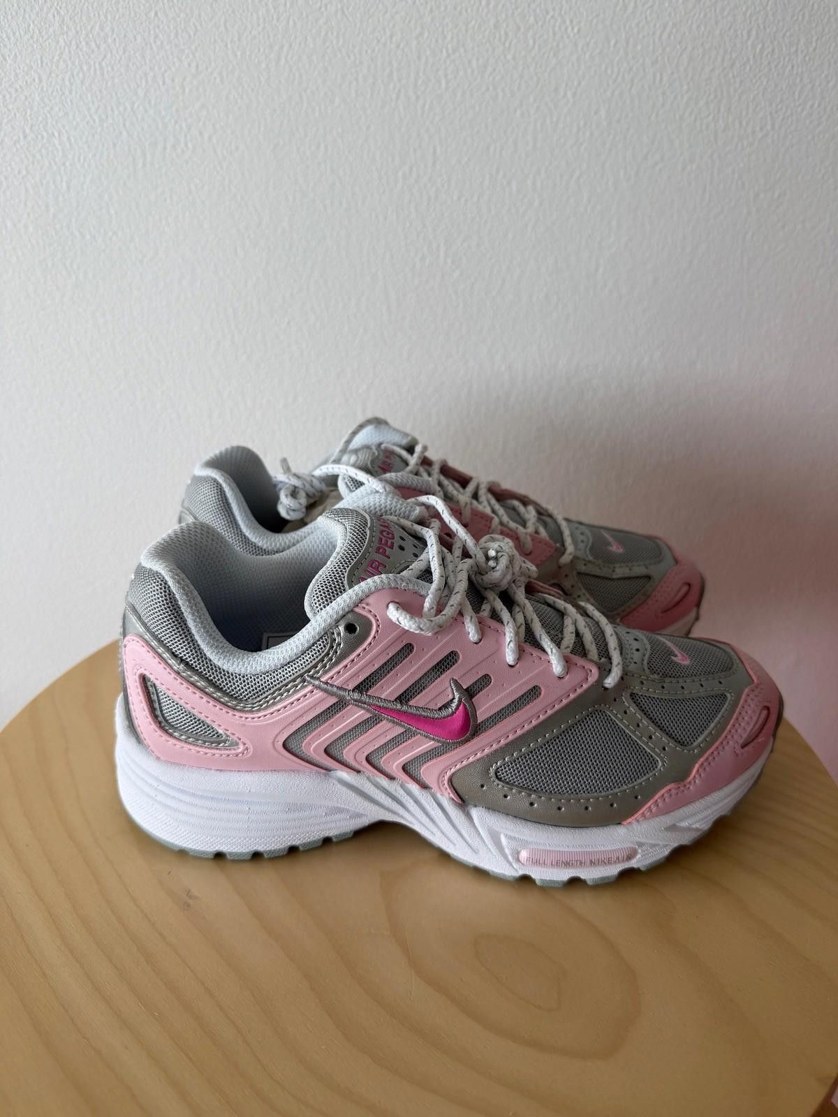 Nike new nike womens w air pegasus 2005 sneakers shoes pink 6 36 Size US 6 / IT 36 - 2 Thumbnail