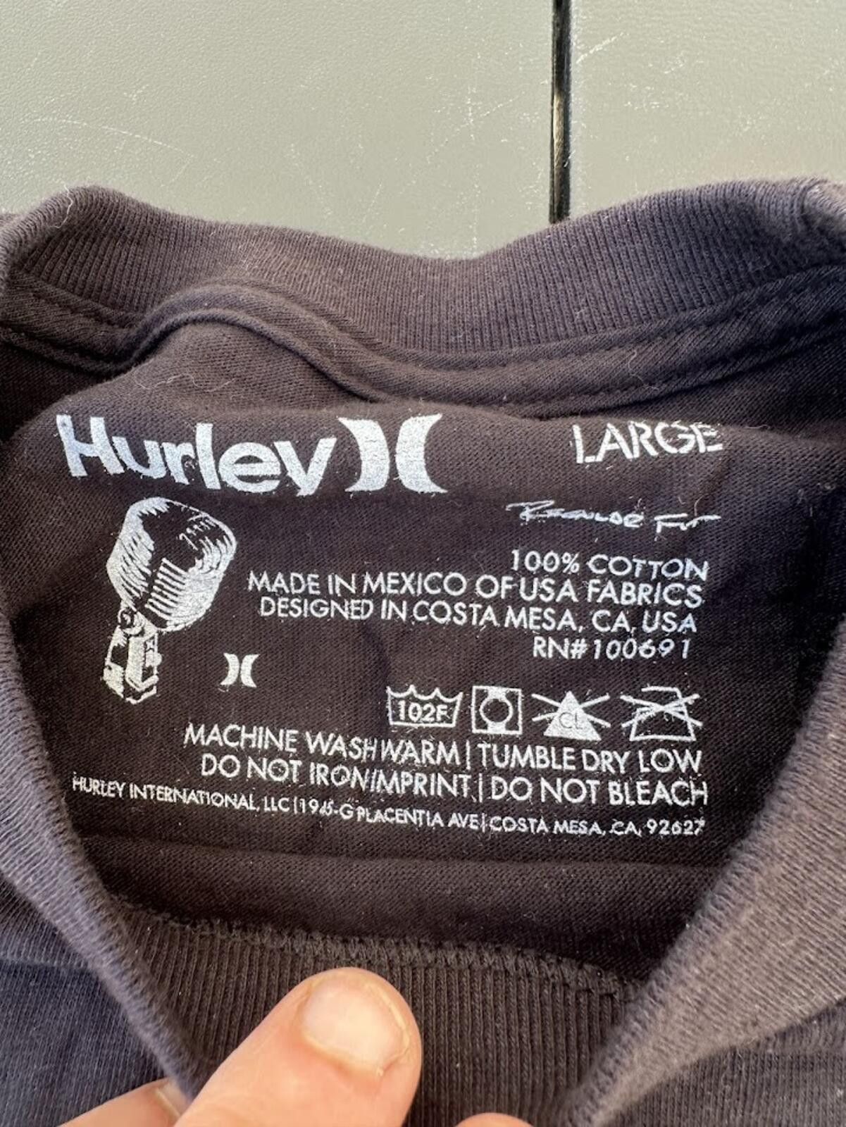 Hurley Weezer x Hurley Band Tee Large Size US L / EU 52-54 / 3 - 5 Thumbnail