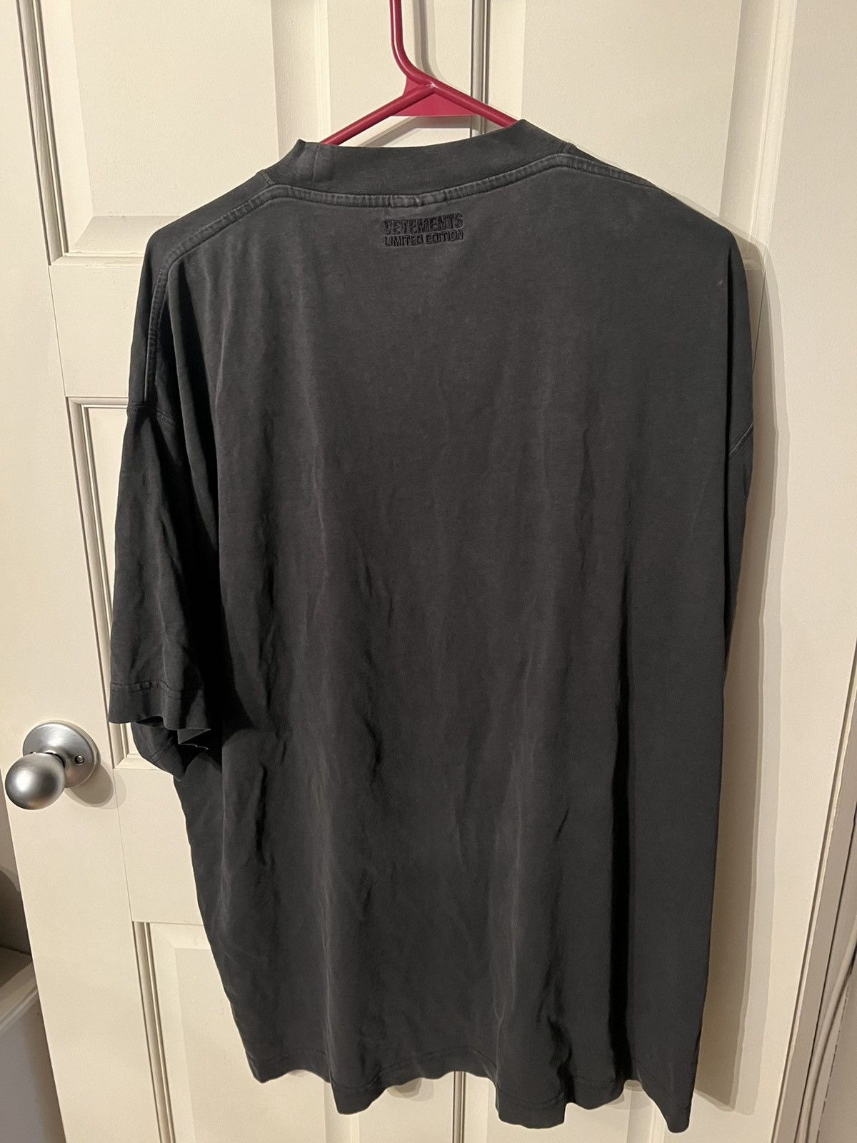 Vetements VÊTEMENTS T-SHIRT LIMITED EDITON Size US L / EU 52-54 / 3 - 2 Thumbnail