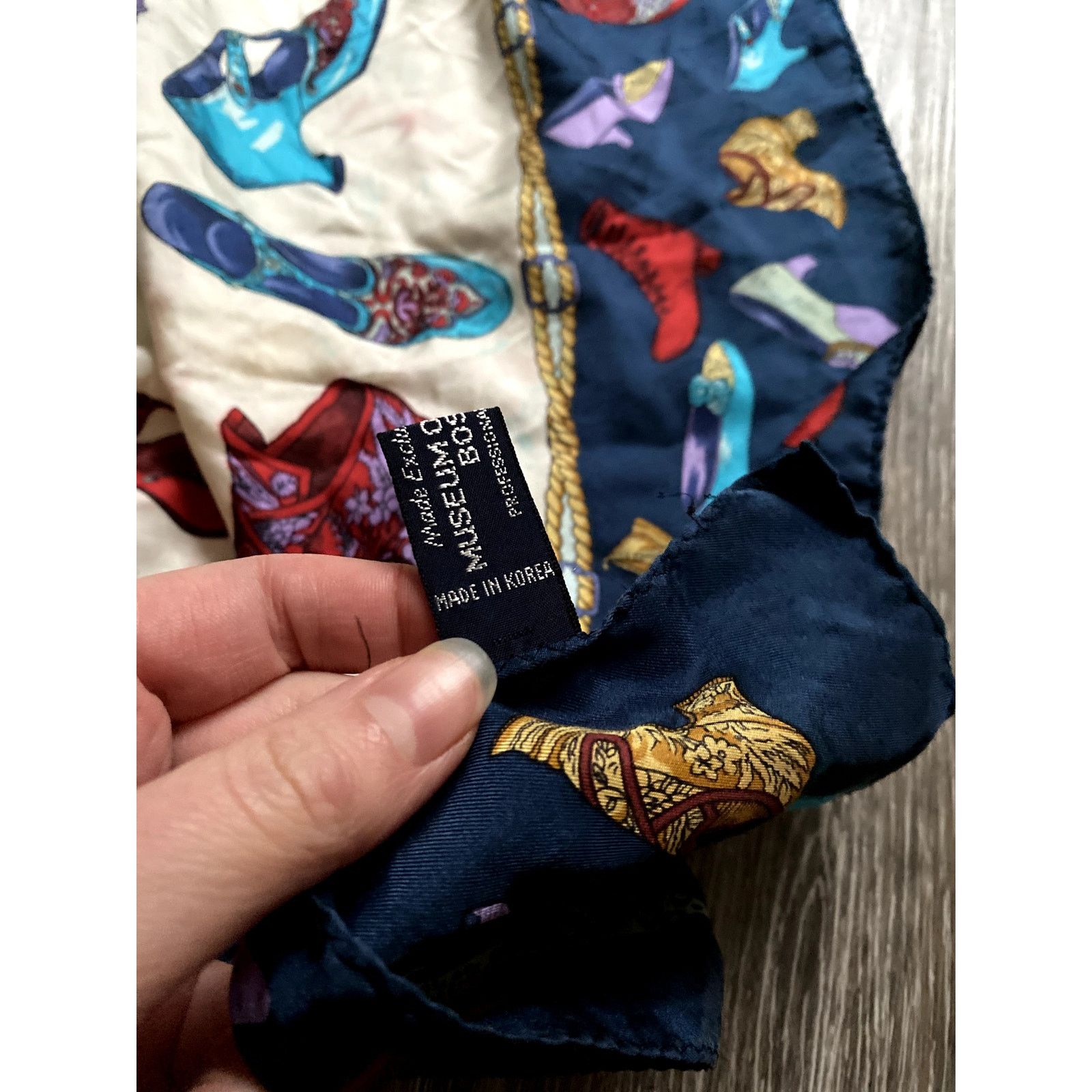 Vintage Vintage Silk Scarf Whimsical Boston Art Museum Shoe Print Size ONE SIZE - 7 Thumbnail