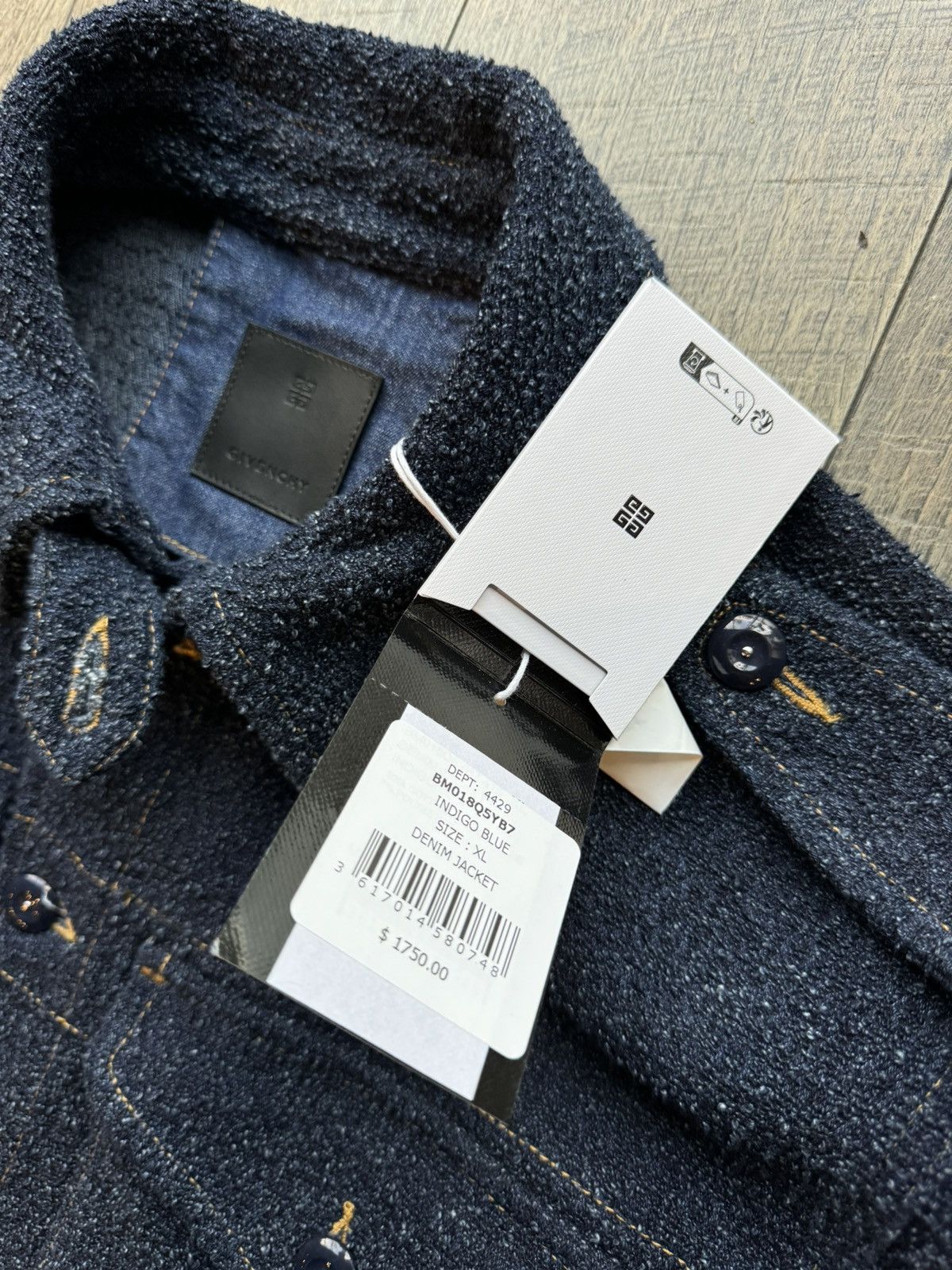 Givenchy Givenchy Belted Indigo Blue Bouclé Denim Jacket NWT - XL Size US XL / EU 56 / 4 - 4 Thumbnail