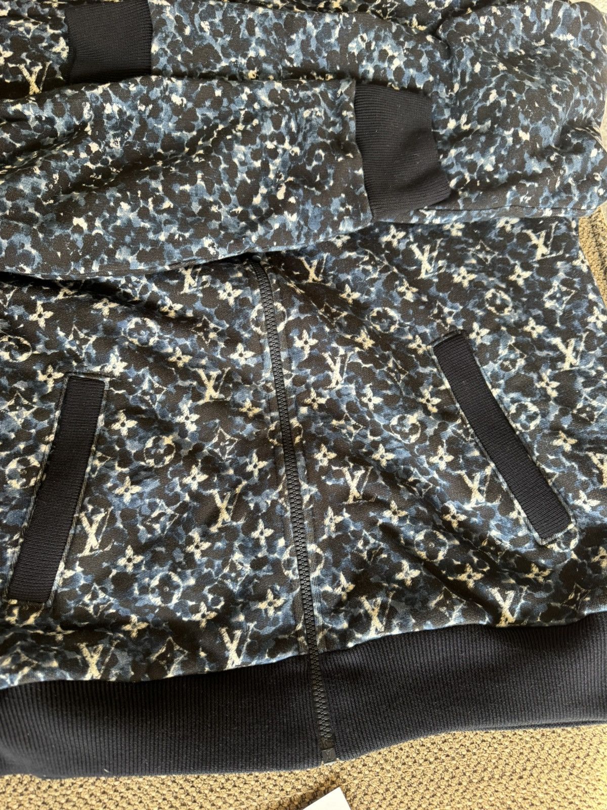 Louis Vuitton Louis Vuitton All Over Monogram Full Zip Hoodie Sz XL Size US XL / EU 56 / 4 - 6 Thumbnail