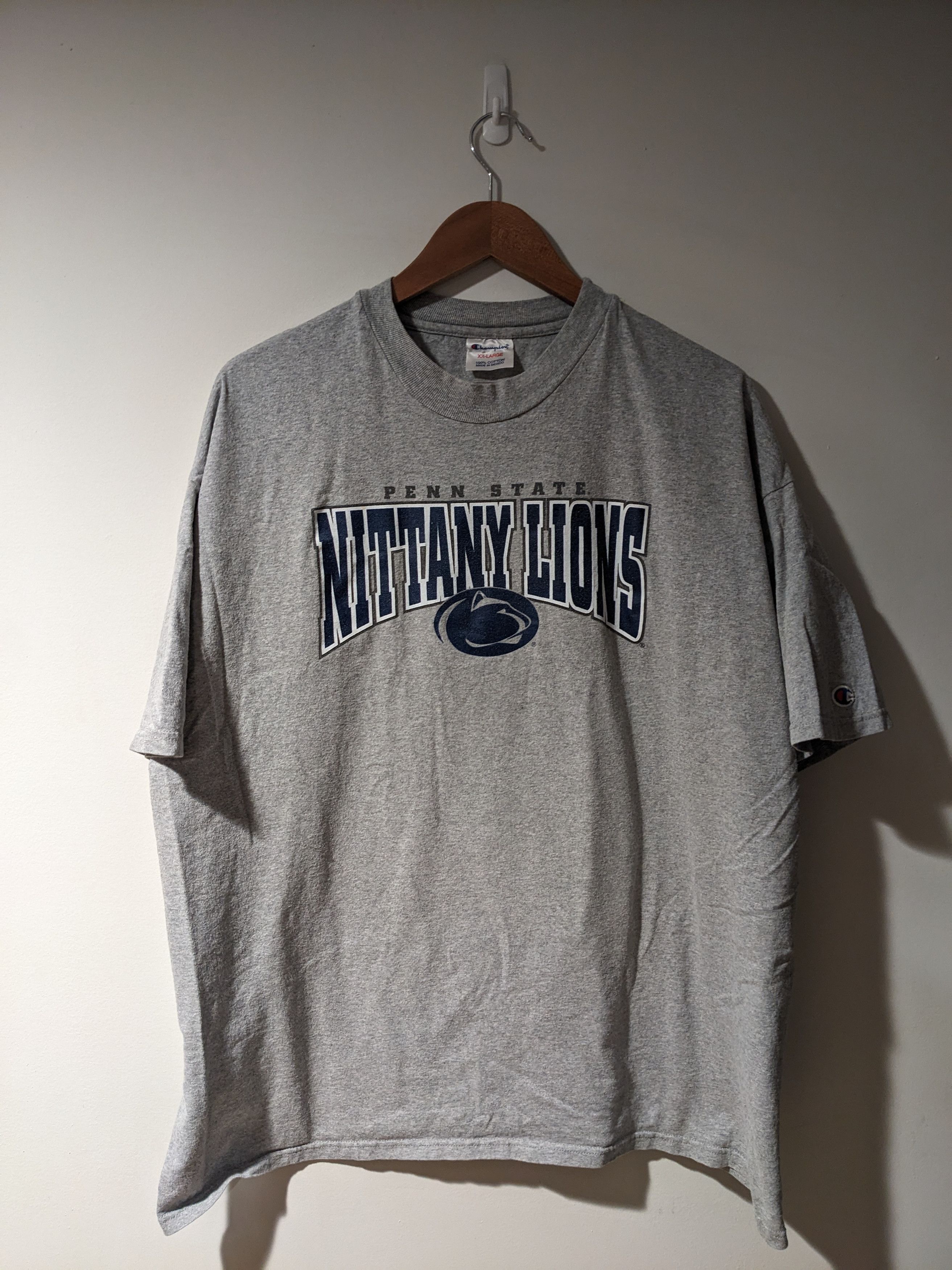 Vintage Vintage Y2K Penn State University Nittany Lion T-Shirt Size US XXL / EU 58 / 5 - 1 Thumbnail