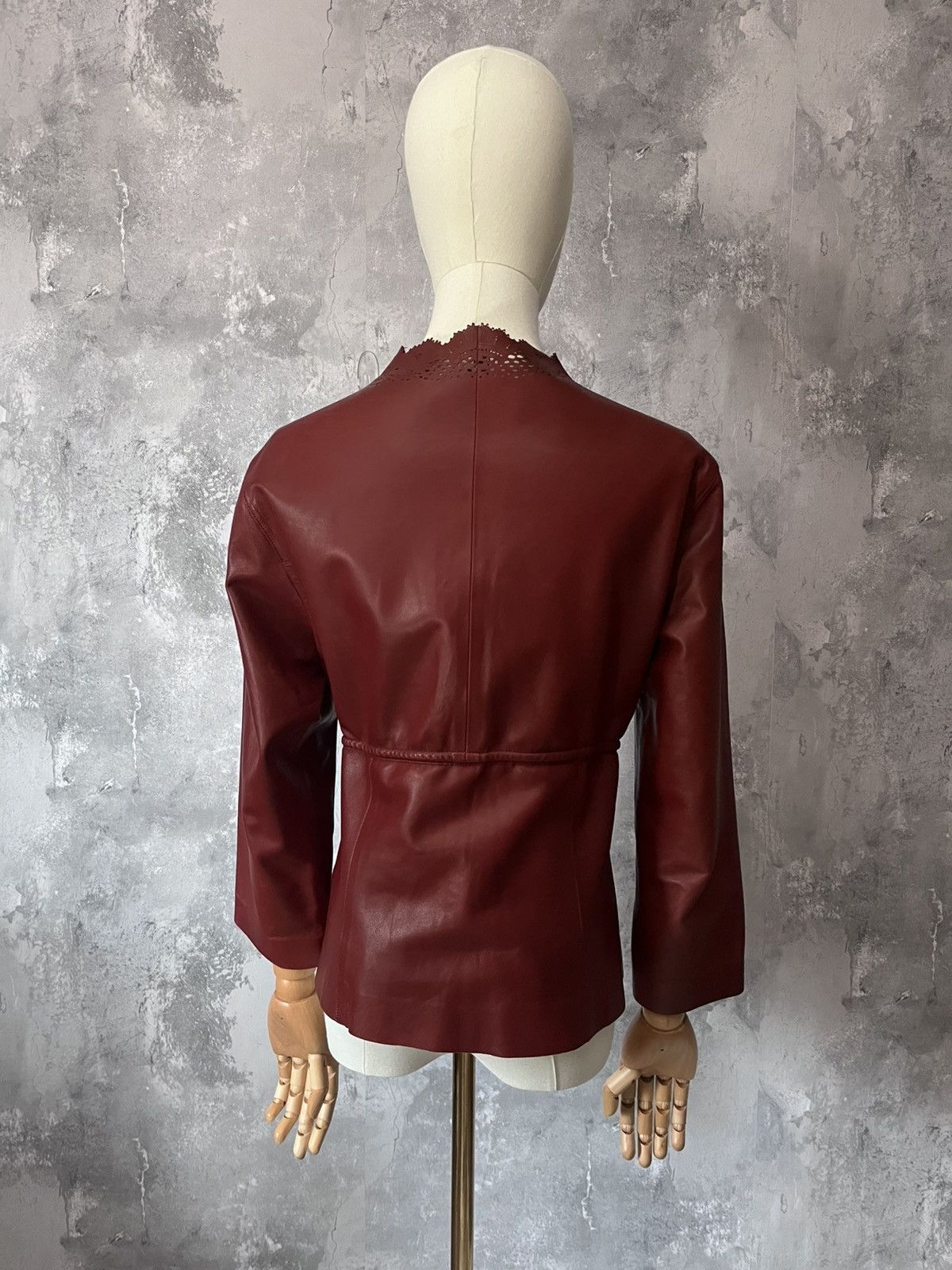 Gucci Gucci by Tom Ford leather jacket Laser cut edging 3/4 sleeve Size L / US 10 / IT 46 - 4 Thumbnail
