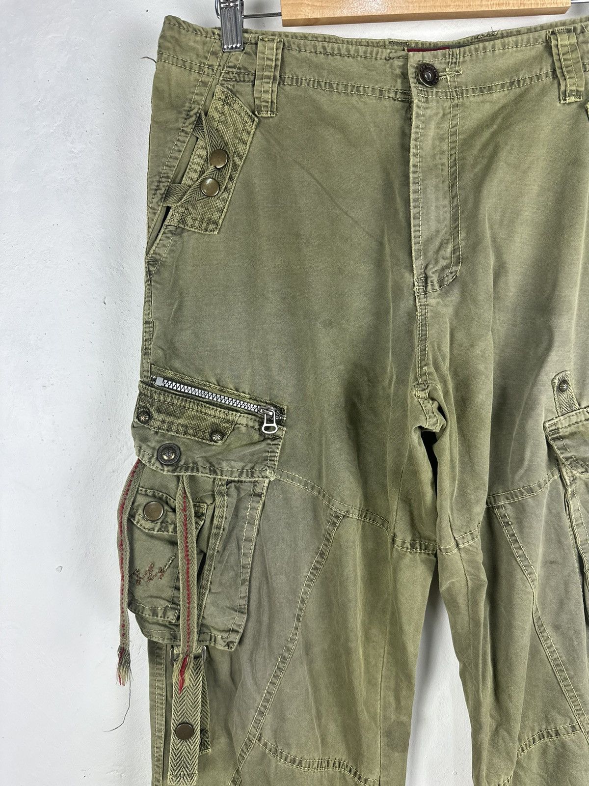 Japanese Brand CARGO PANTS SEDITIONARIES MULITPOCKET STREETWEAR STYLE Size US 33 - 5 Thumbnail