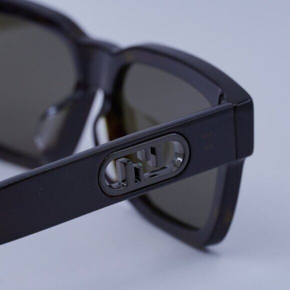 Fendi Fendi FE40107F 52E Sunglasses Dark Havana Square Frame, Brow Size ONE SIZE - 5 Thumbnail